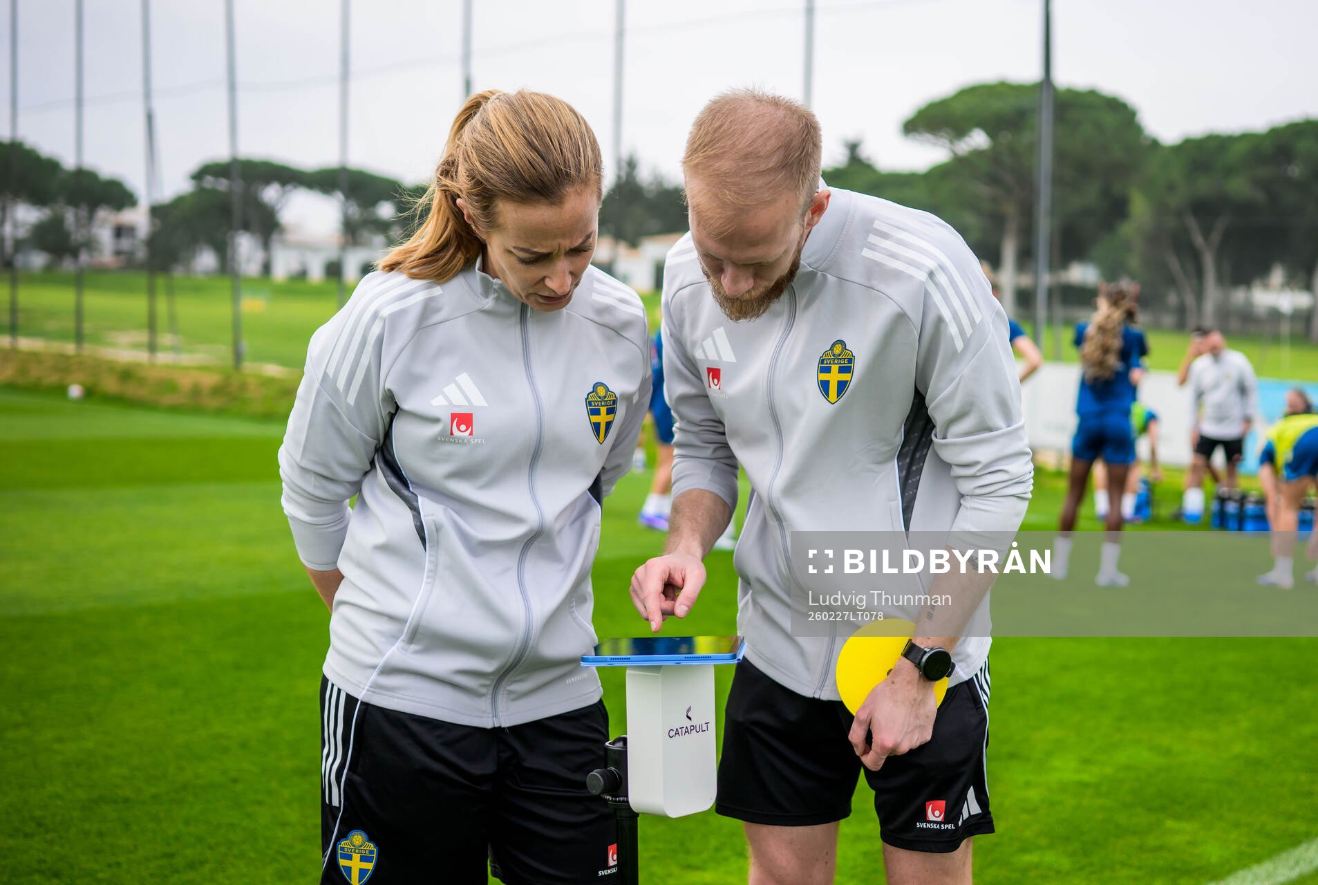 Physiotherapist Jenny Larsson and naprapath Ludvig Axelsson
