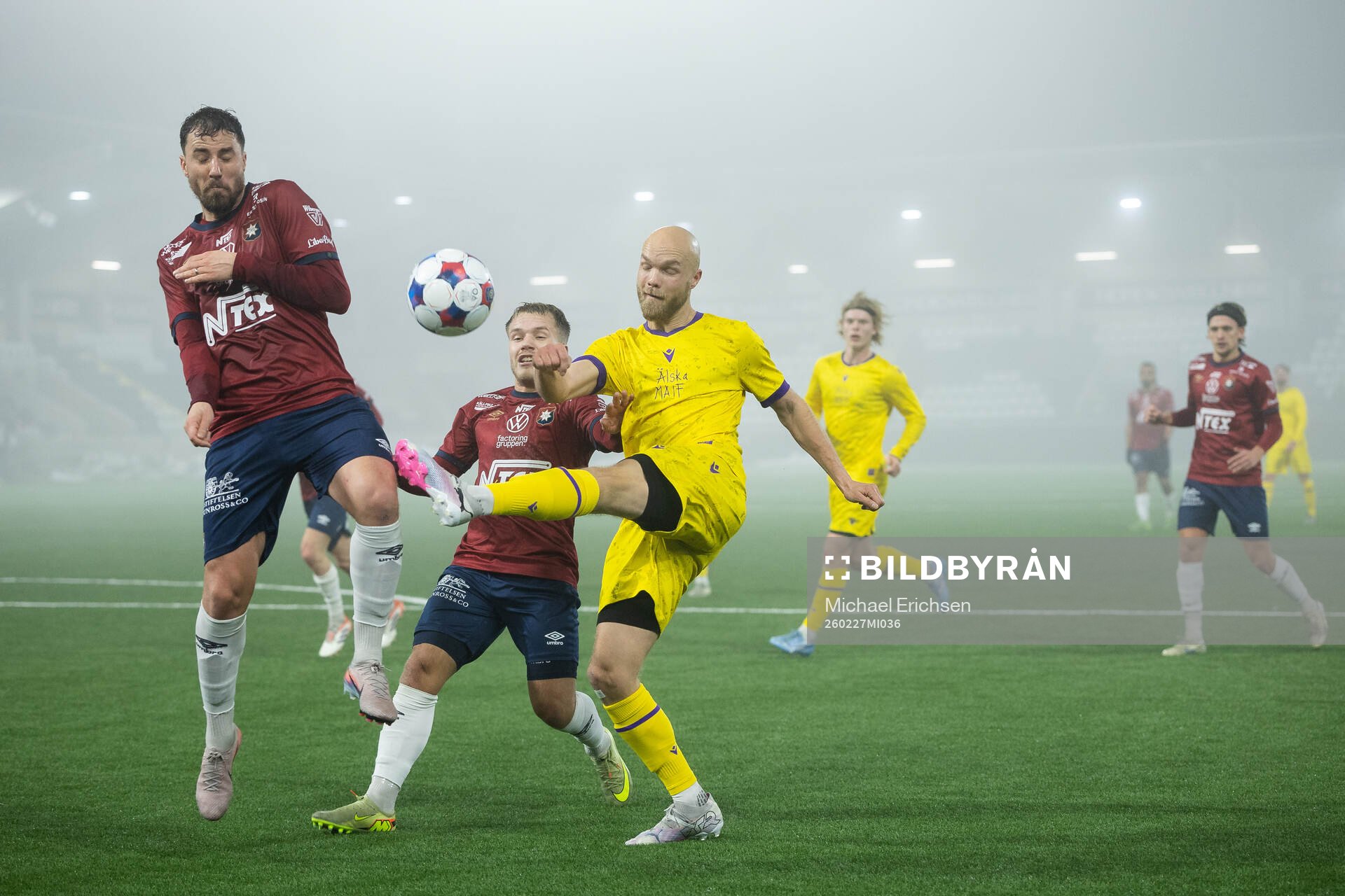 Mjällbys Viktor Gustafson mot Örgrytes Hampus Dahlqvist