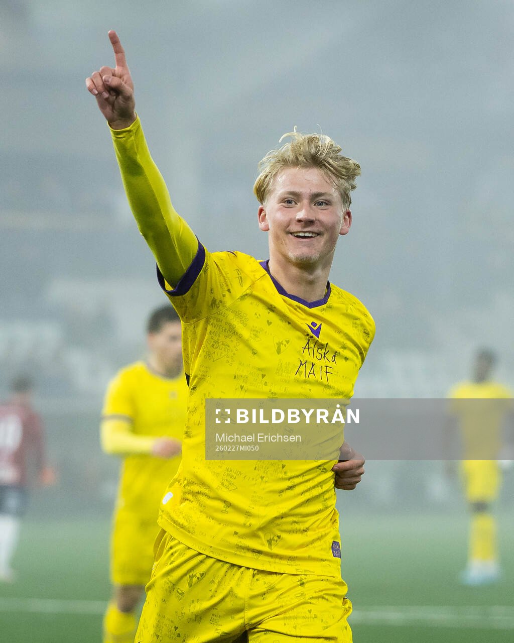 Mjällbys Romeo Leandersson jublar