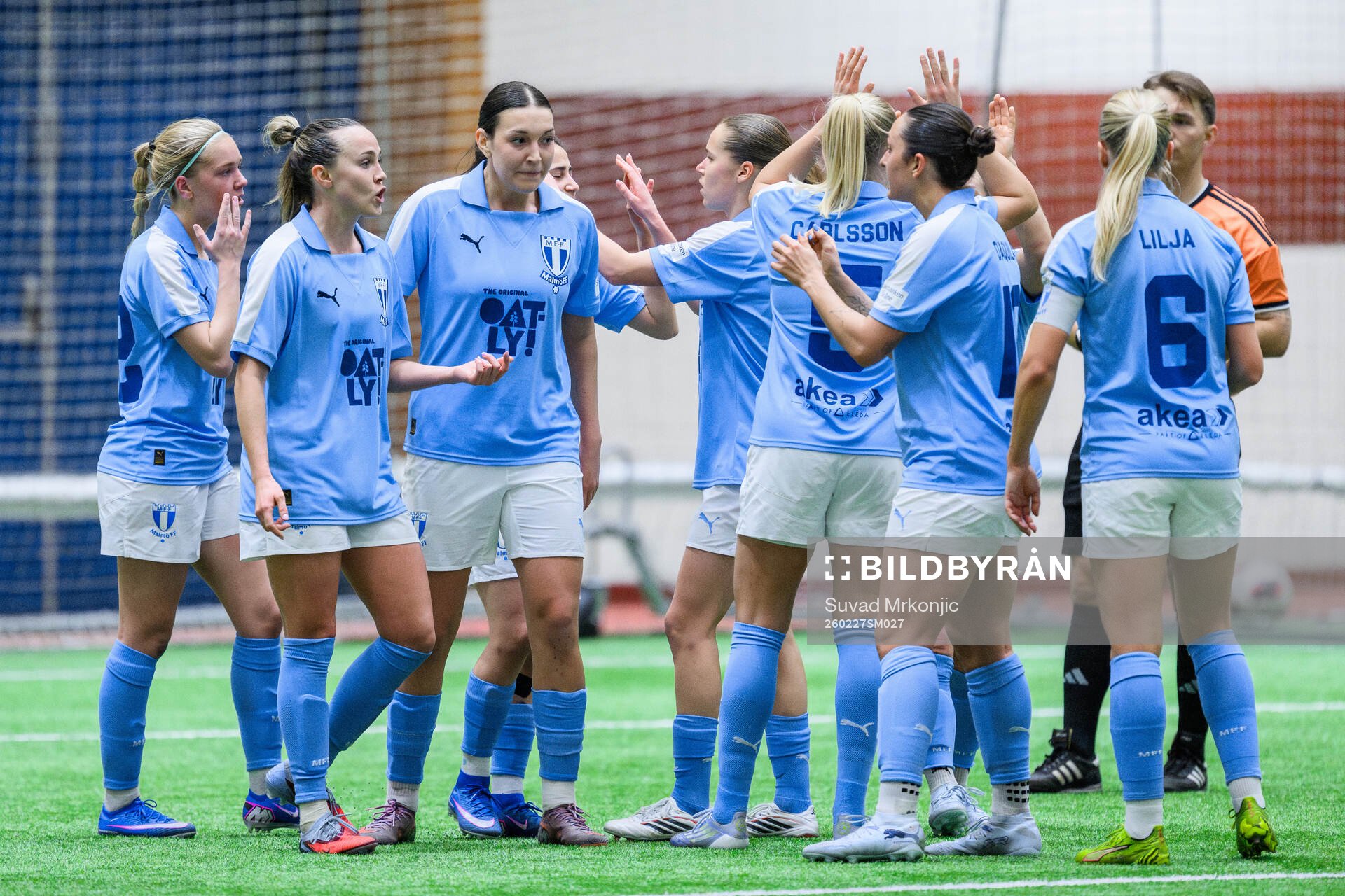 Malmö FFs Alexia Mitkovska jublar med lagkamrater