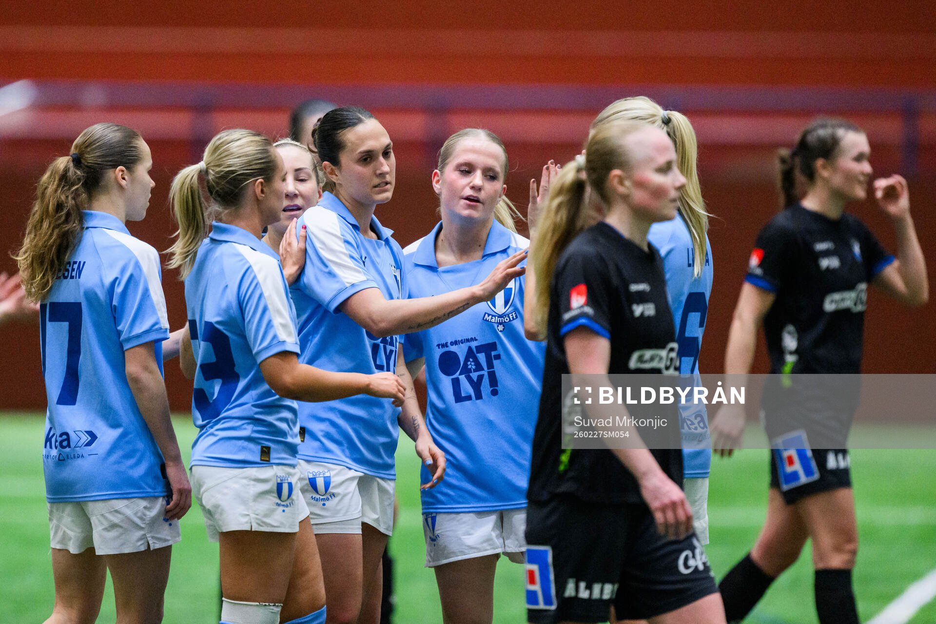 Malmö FFs Isabella D'Aquila jublar med lagkamrater