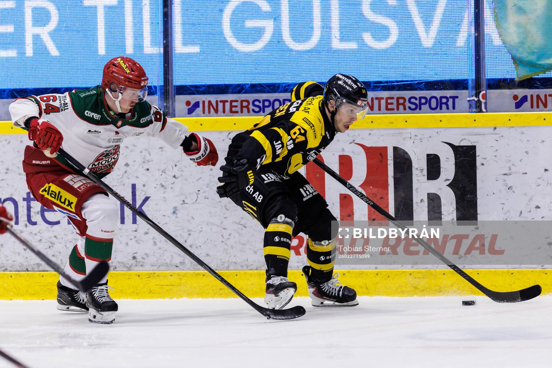 Modos Jacob Bengtsson och Västerås David Madsen