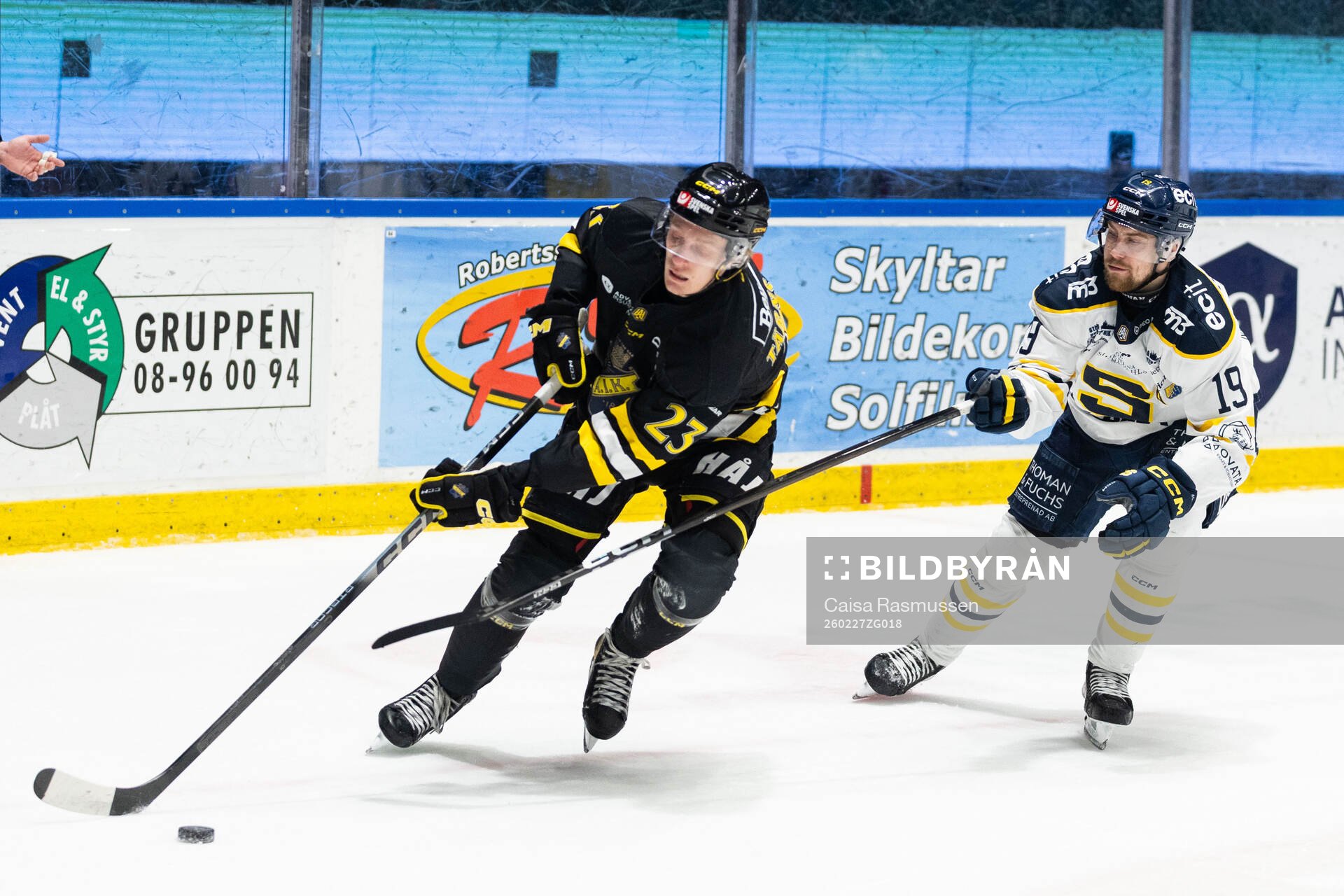 AIKs Oliver Tärnström och Södertäljes Hampus Harlestam