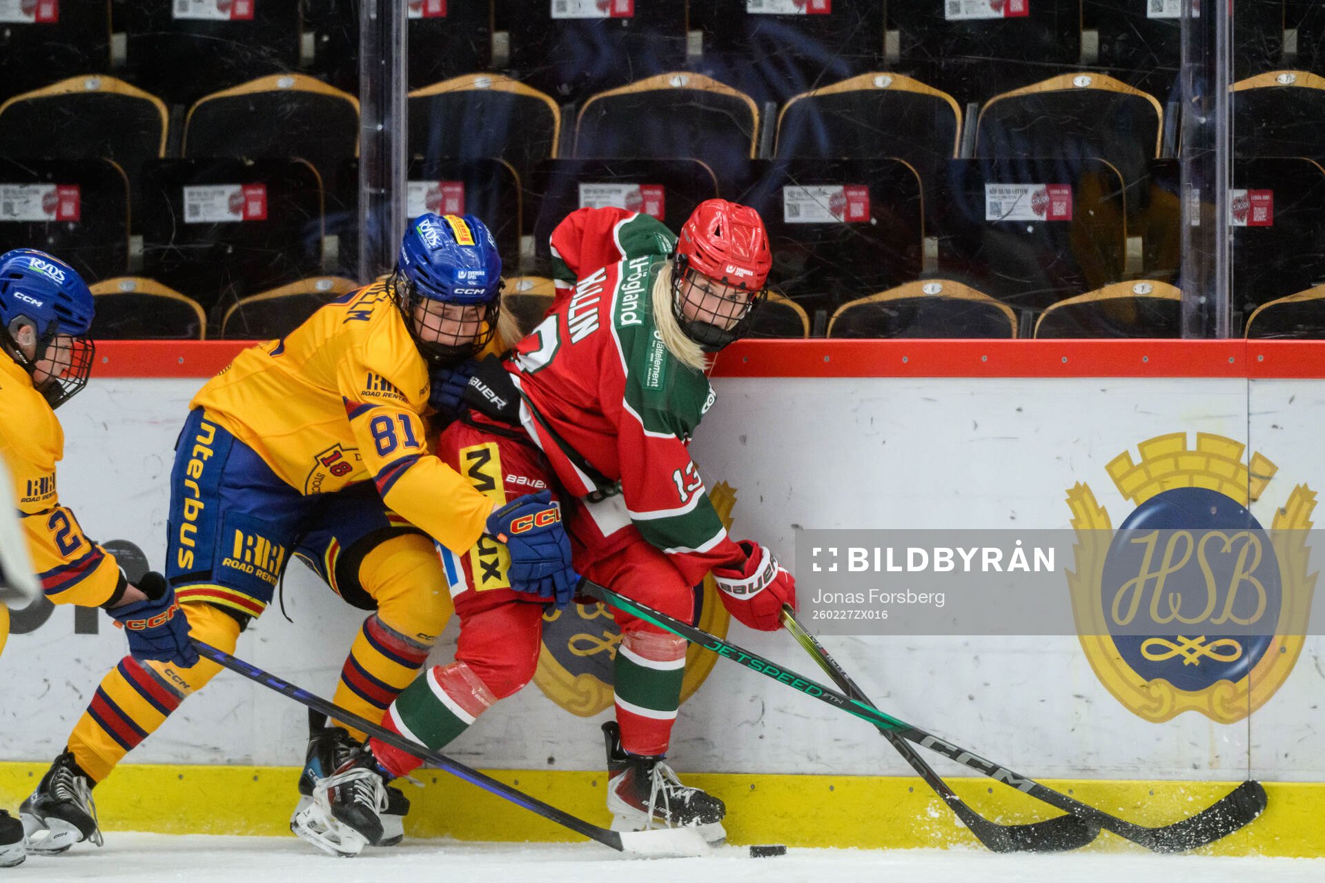 Djurgårdens Isabelle Leijonhielm och Modos Mira Hallin