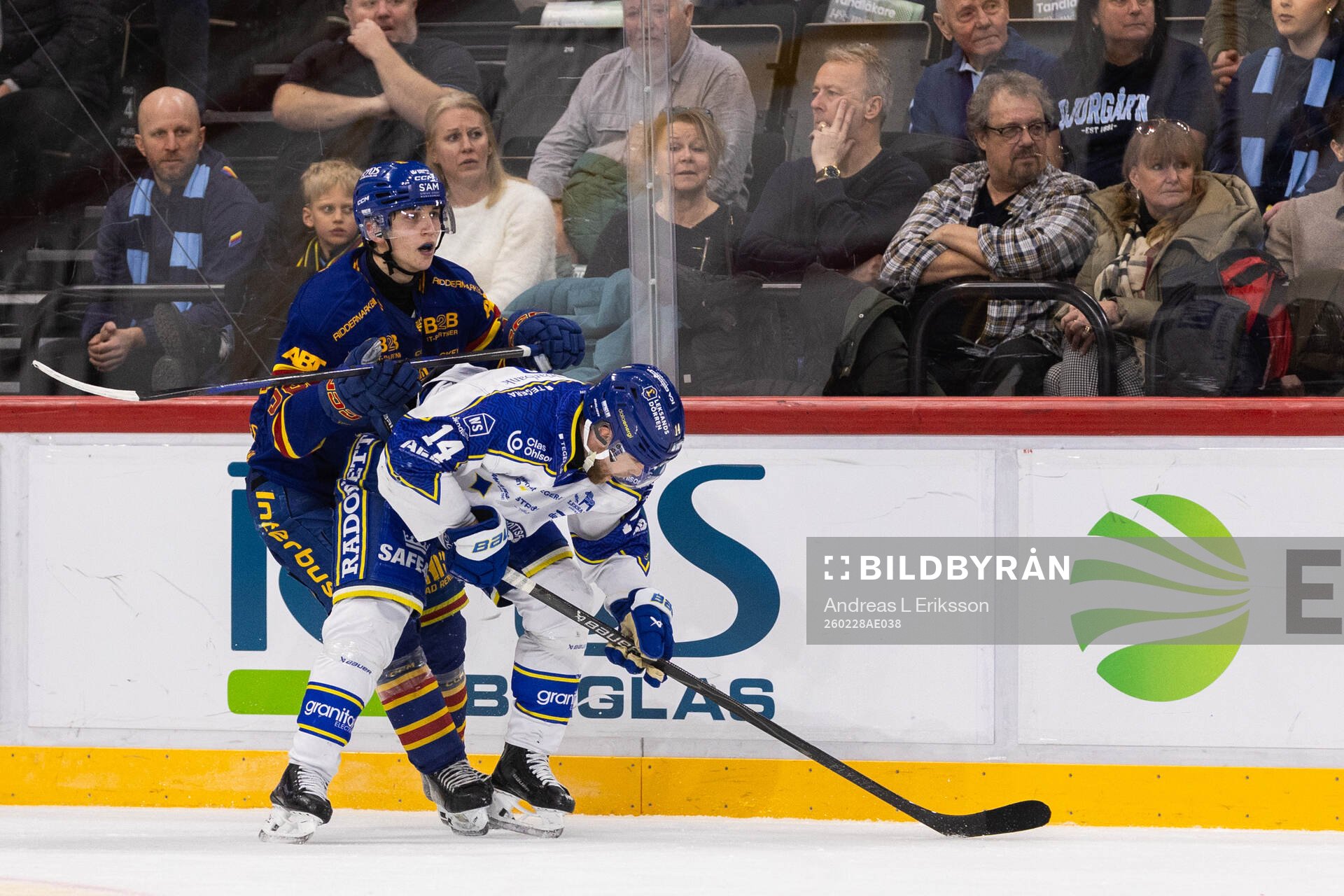 Djurgårdens Victor Eklund och Leksands Oskar Lang