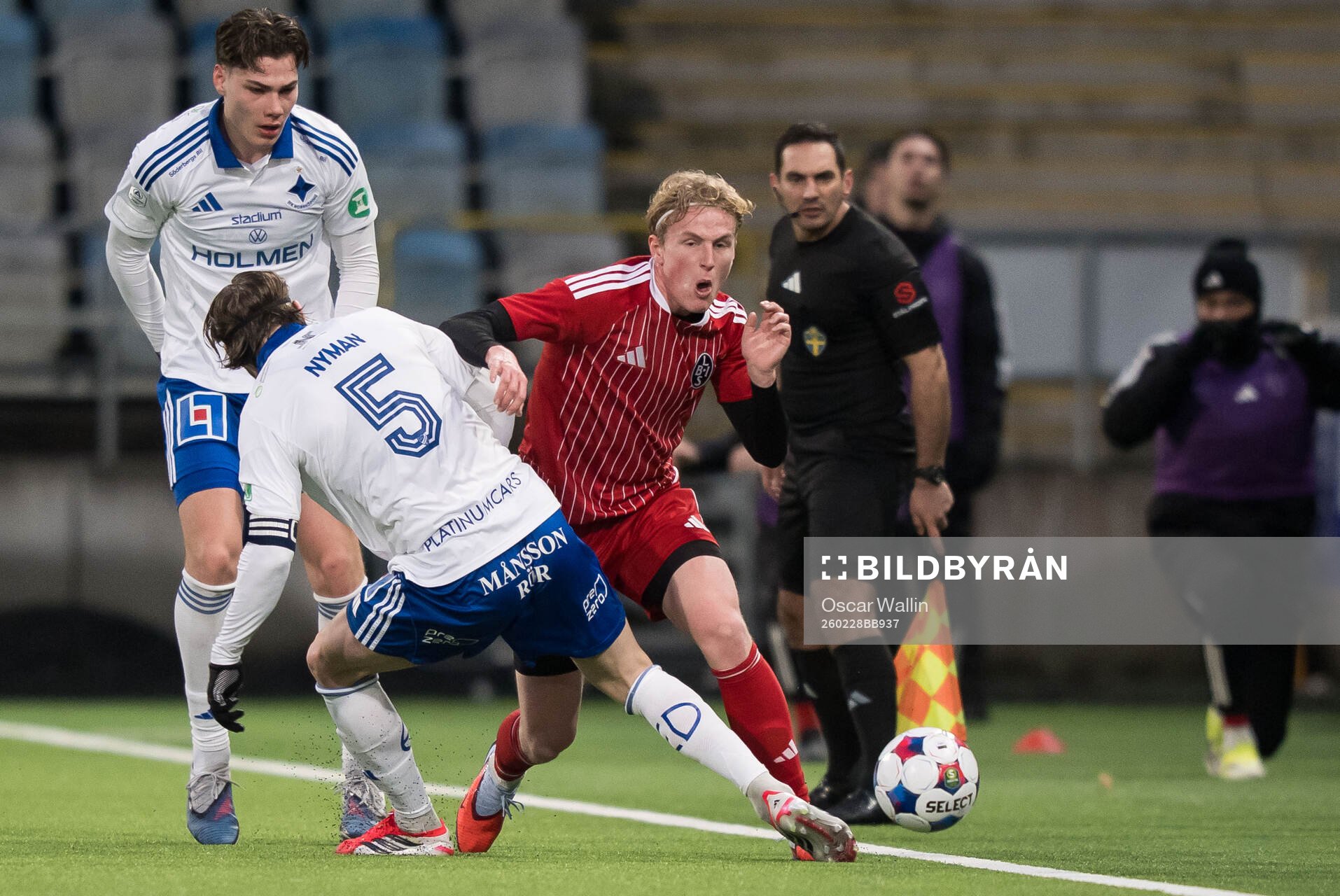 IFK Norrköpings Christoffer Nyman och Landskronas Gustaf