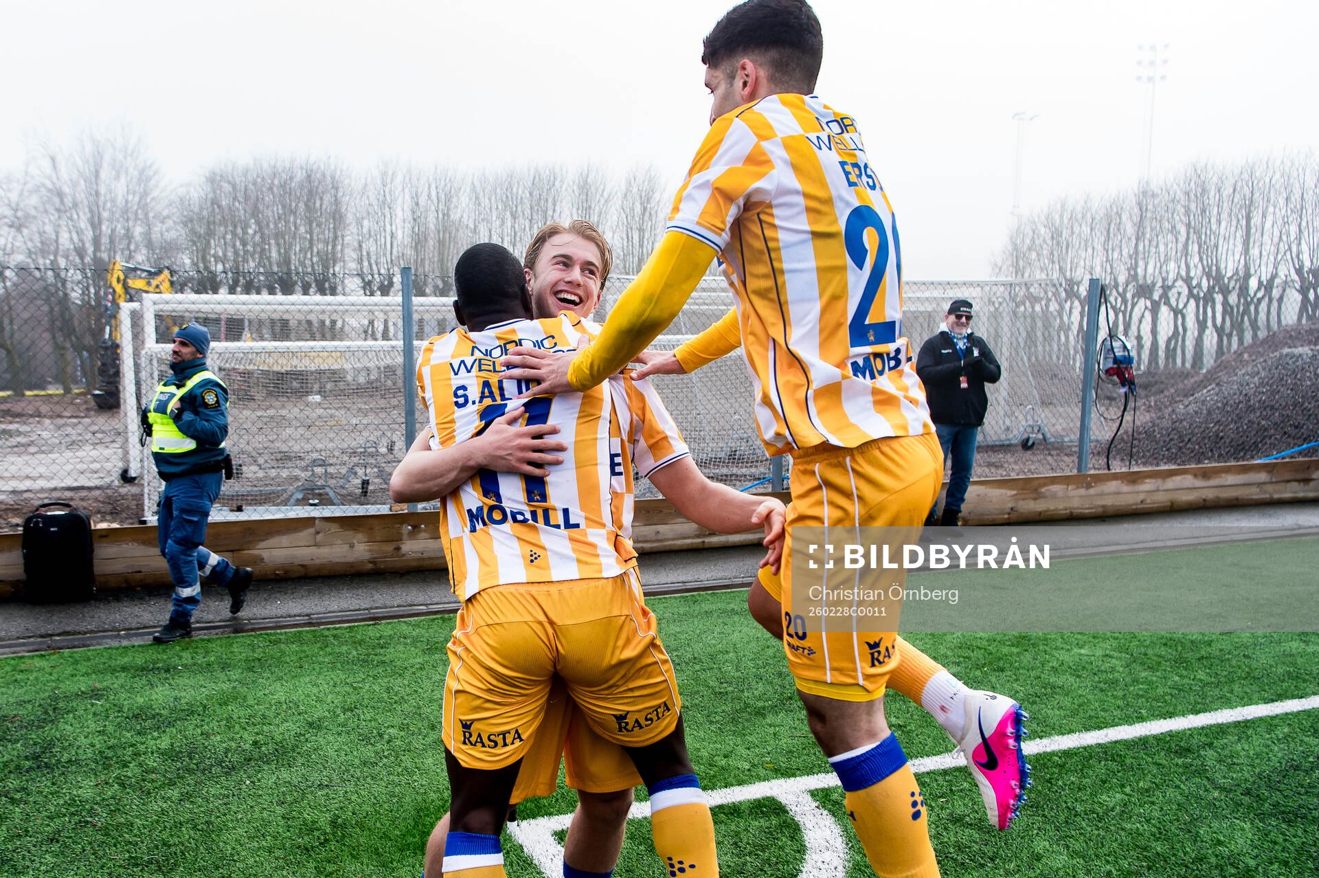 IFK Göteborgs Noah Tolf jublar