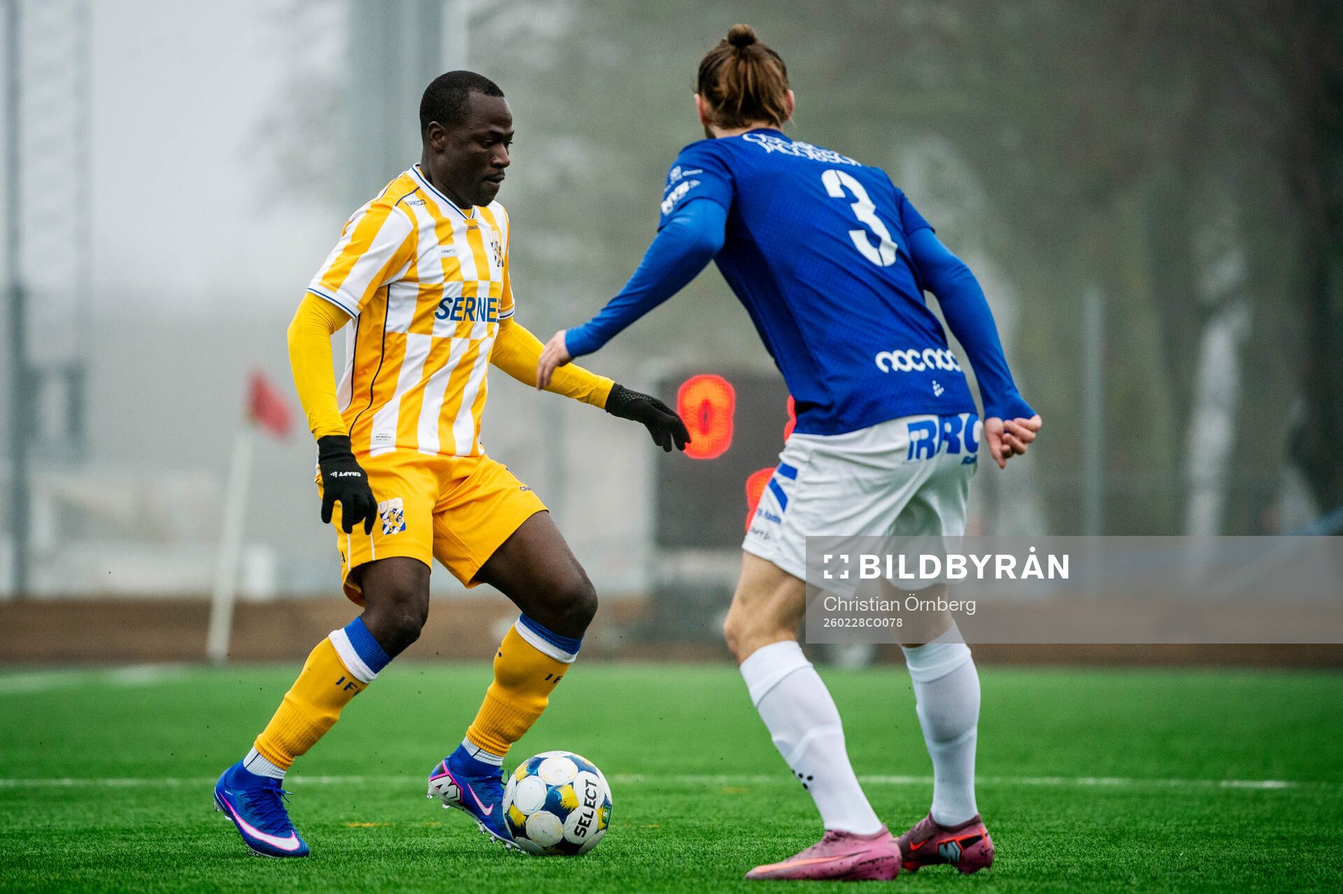 IFK Göteborgs Saidou Alioum Moubarak och Trelleborgs Oskar