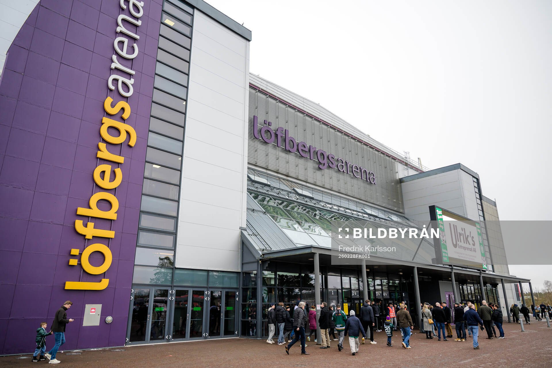Exteriör av Löfbergs Arena