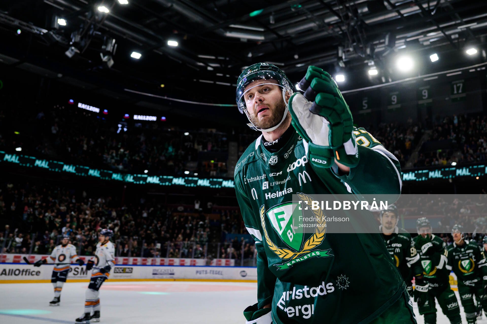 Färjestads Radim Zohorna jublar