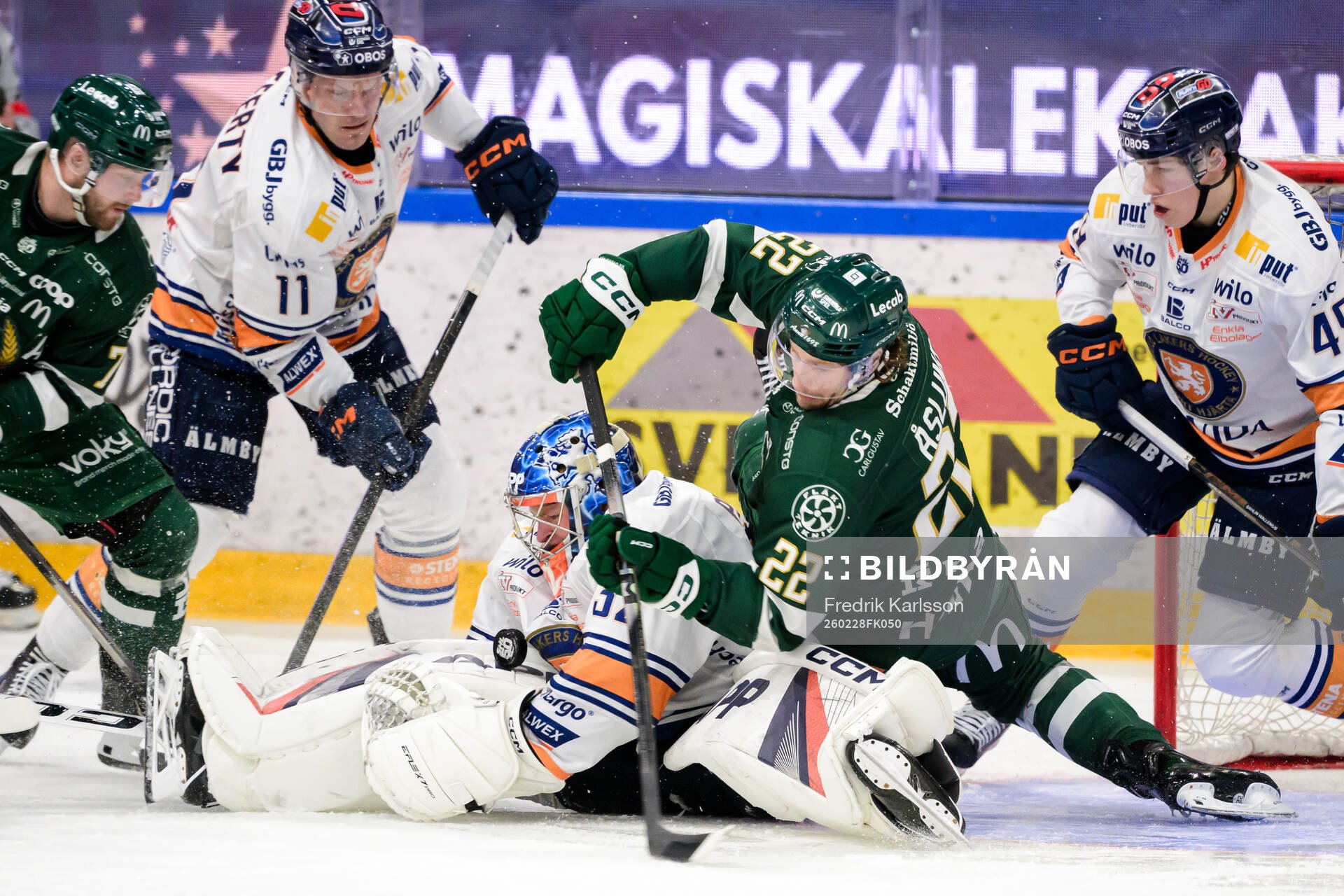 Växjös målvakt Ludvig Persson och Färjestads Per Åslund