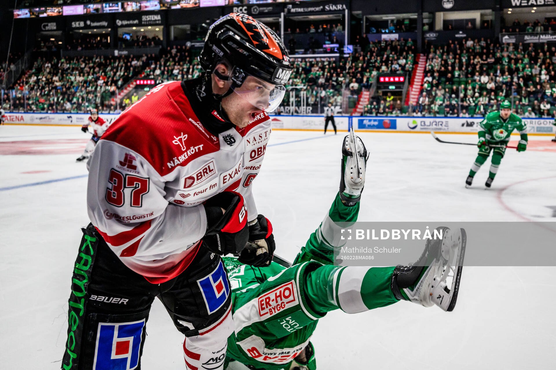 Örebros Glenn Gustafsson och Rögles Isac Solberg