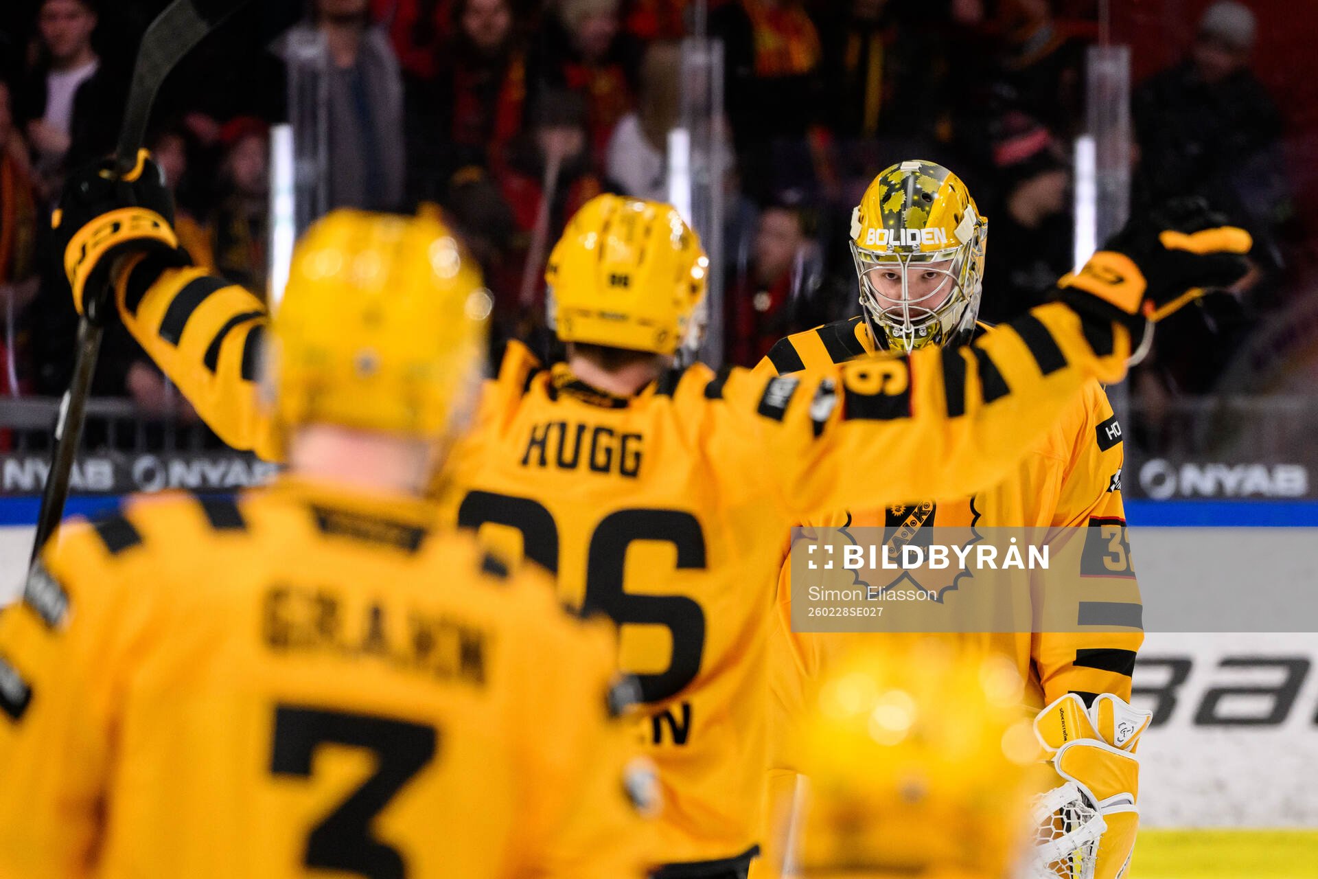 Skellefteås Rickard Hugg och målvakt Linus Söderström