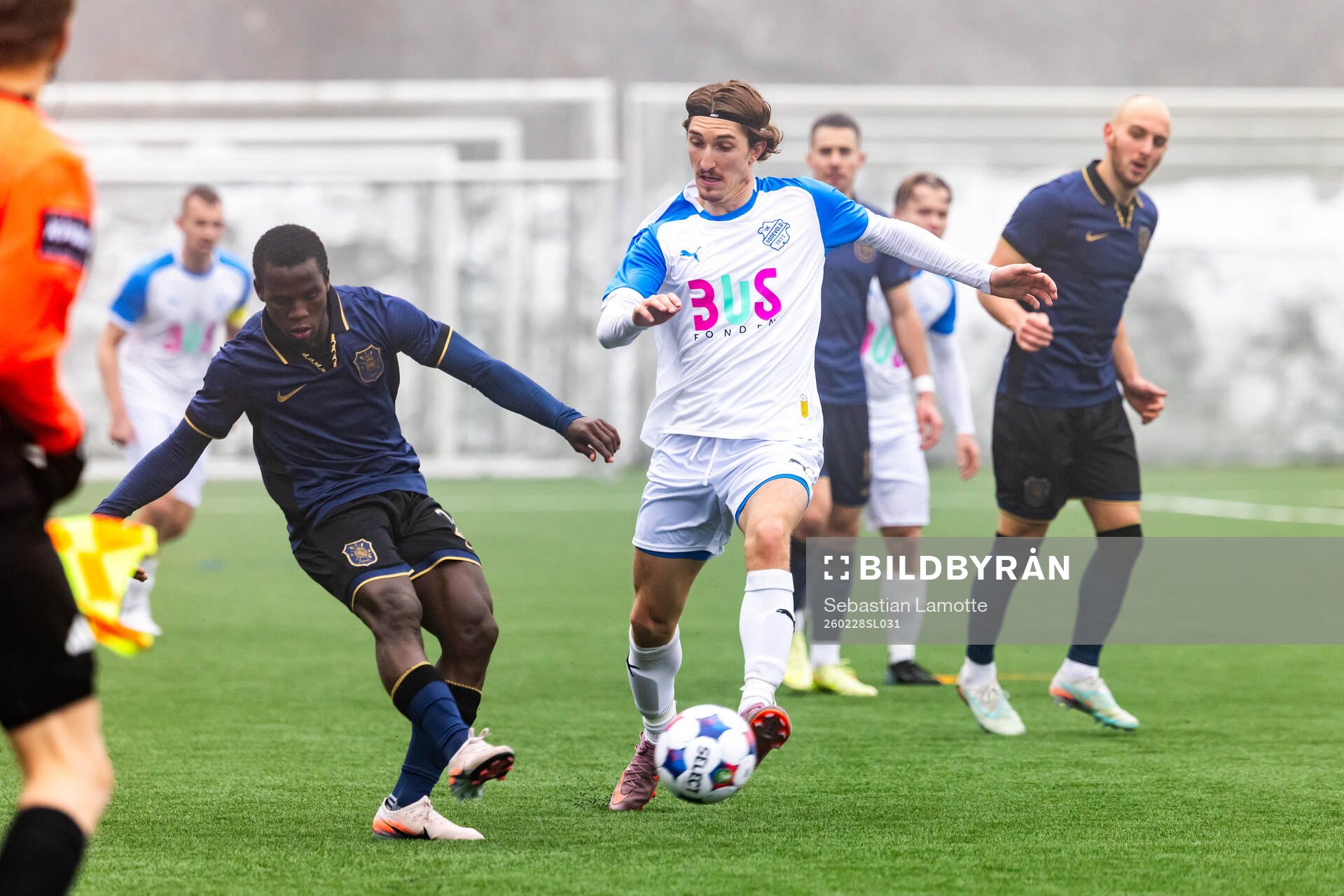 AIKs Stanley Wilson Omondi och Oddevolds Hugo Engström