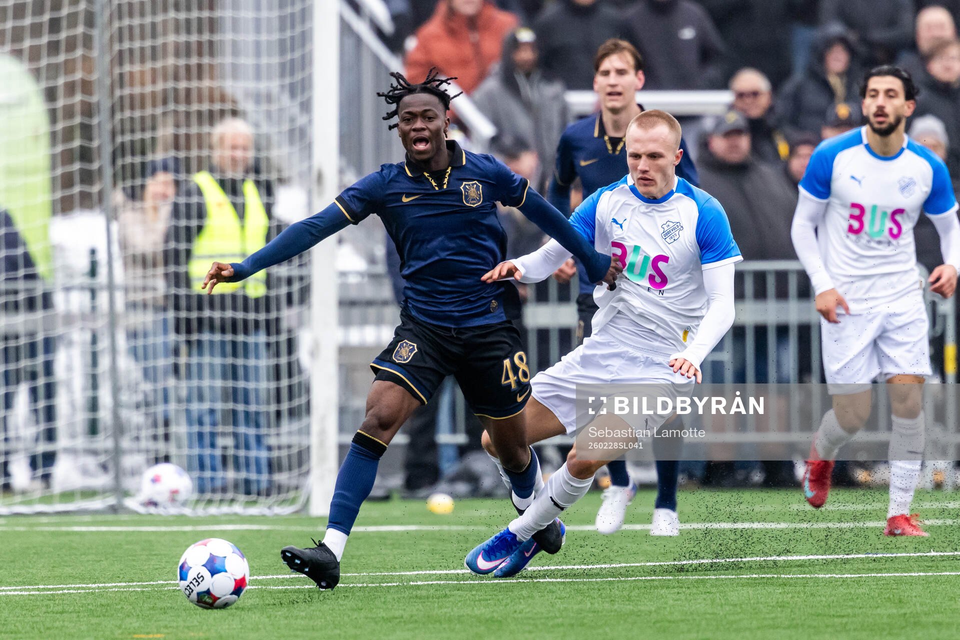 AIKs Axel Kouame och Oddevolds Gabriel Sandberg