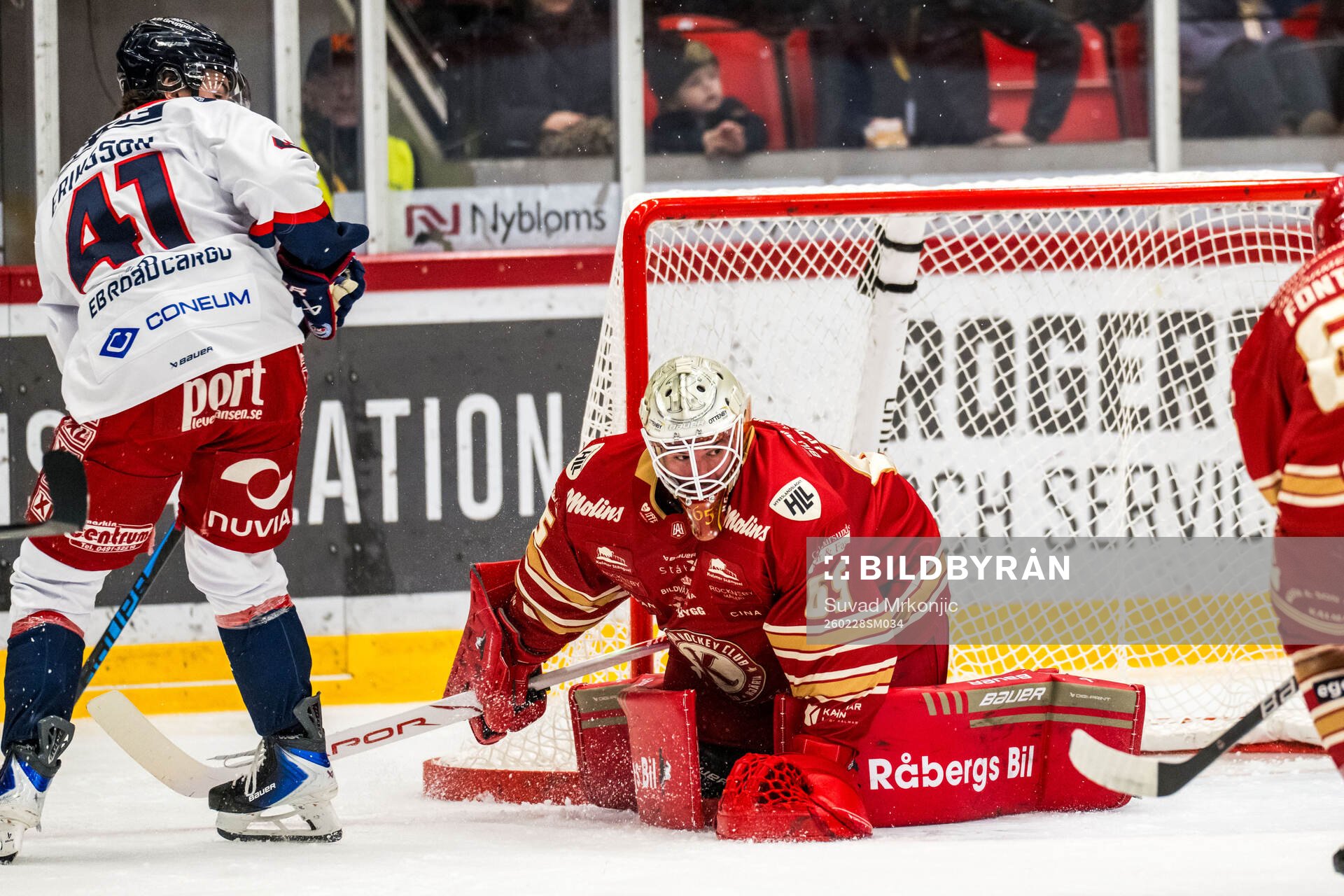 Oskarshamns Melker Eriksson och Kalmars målvakt Jacob