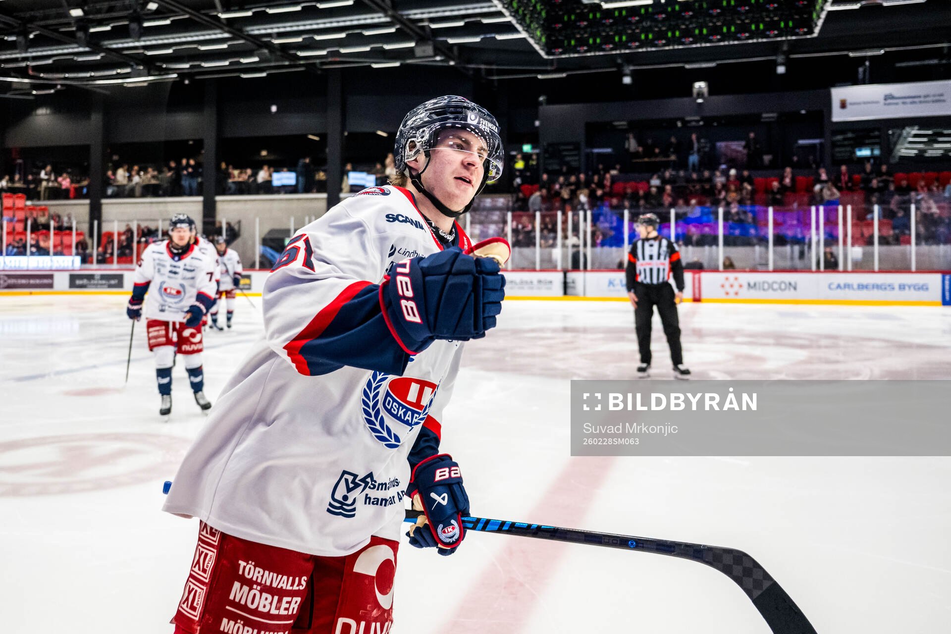 Oskarshamns Joni Ikonen jublar