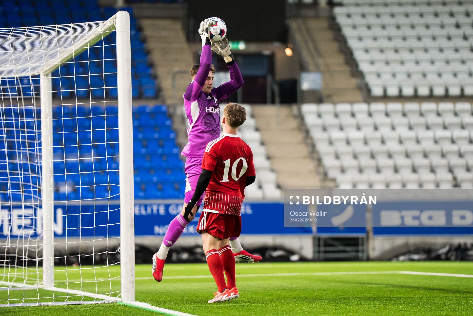 IFK Norrköpings målvakt Theo Krantz och Landskronas