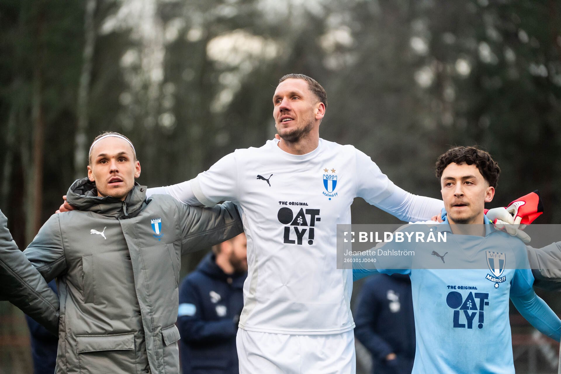 Malmö FFs Arnor Sigurdsson, målvakt Robin Olsen och