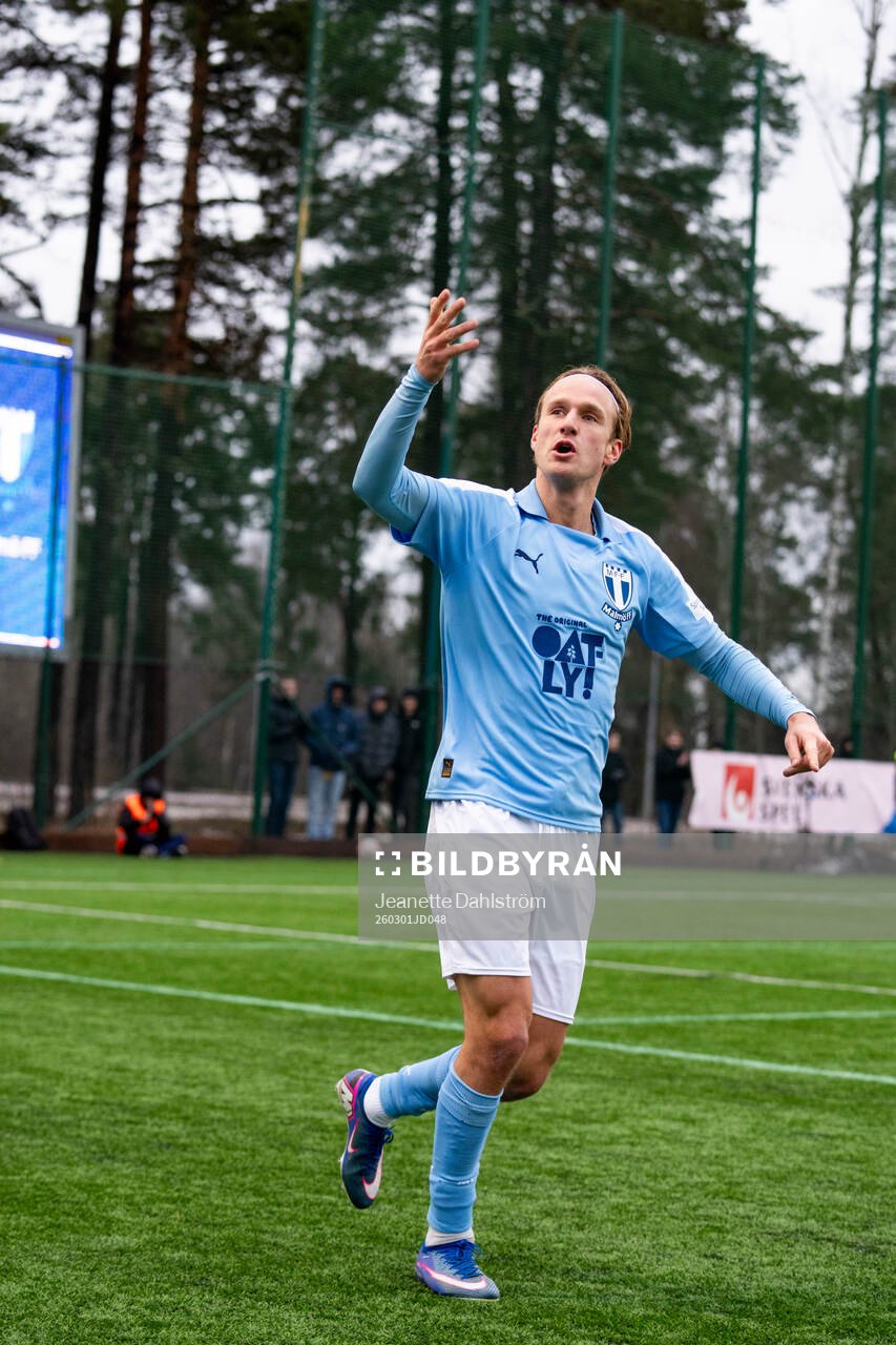 Malmö FFs Erik Botheim jublar