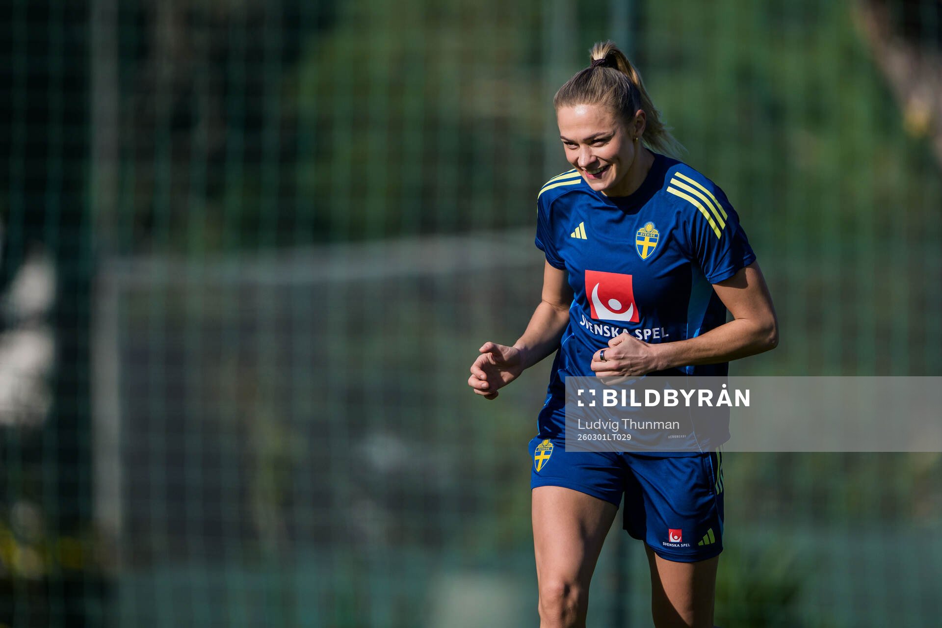 Fridolina Rolfö at a training session with the women's