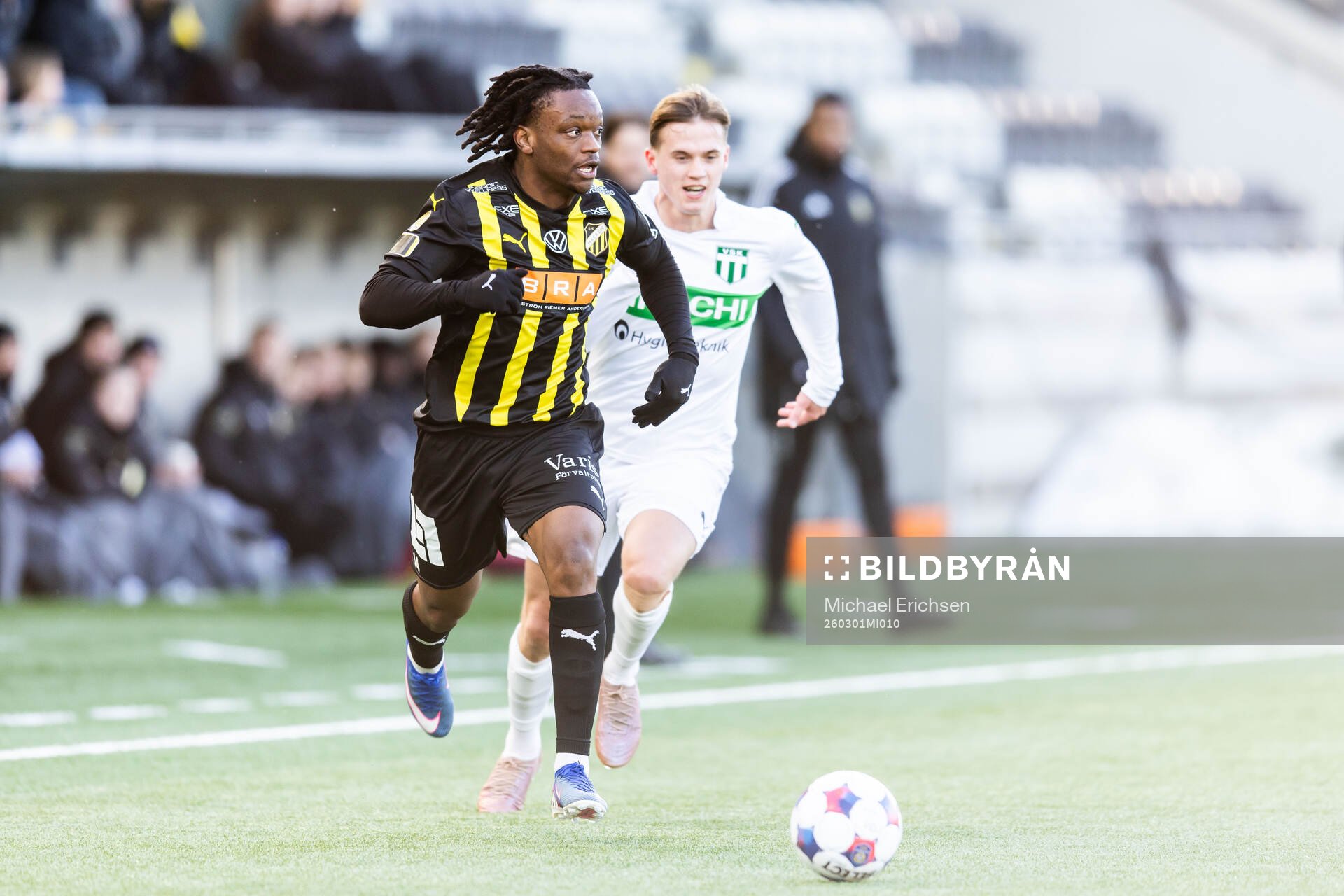 Häckens Jeremy Agbonifo och Västerås Jens Magnusson
