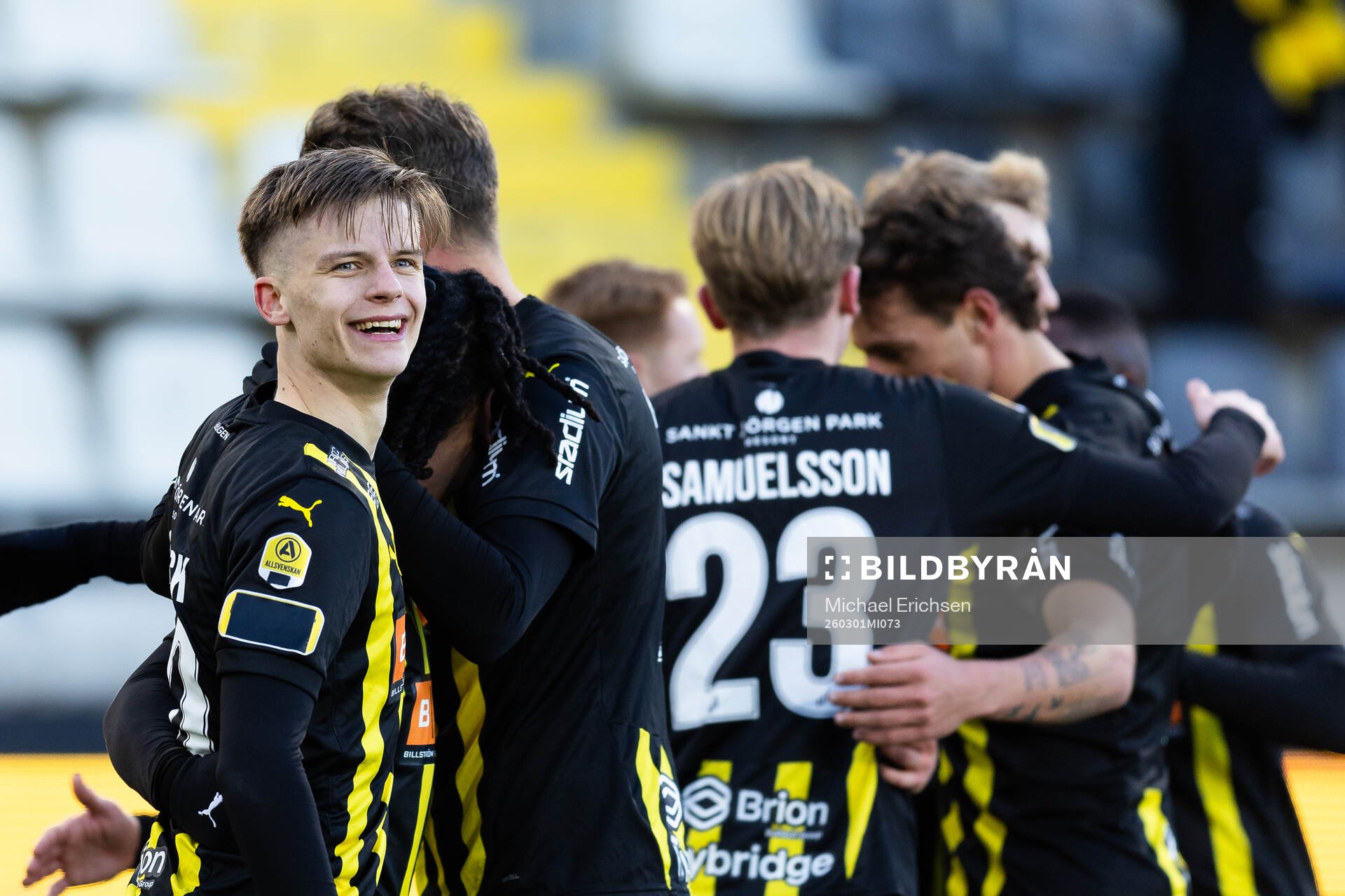 Häckens Adrian Svanbäck jublar