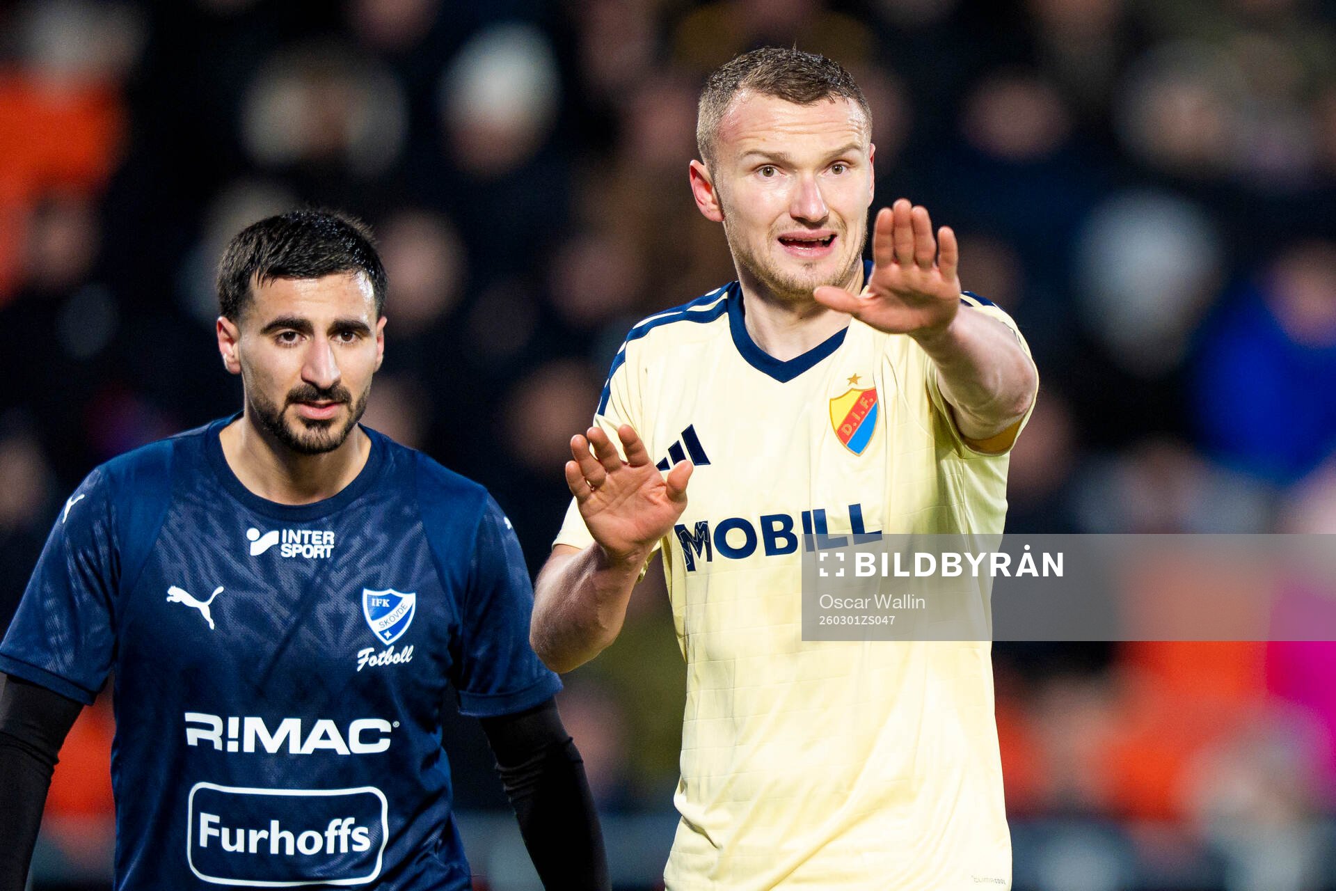 IFK Skövdes Elmar Abraham och Djurgårdens Piotr Johansson