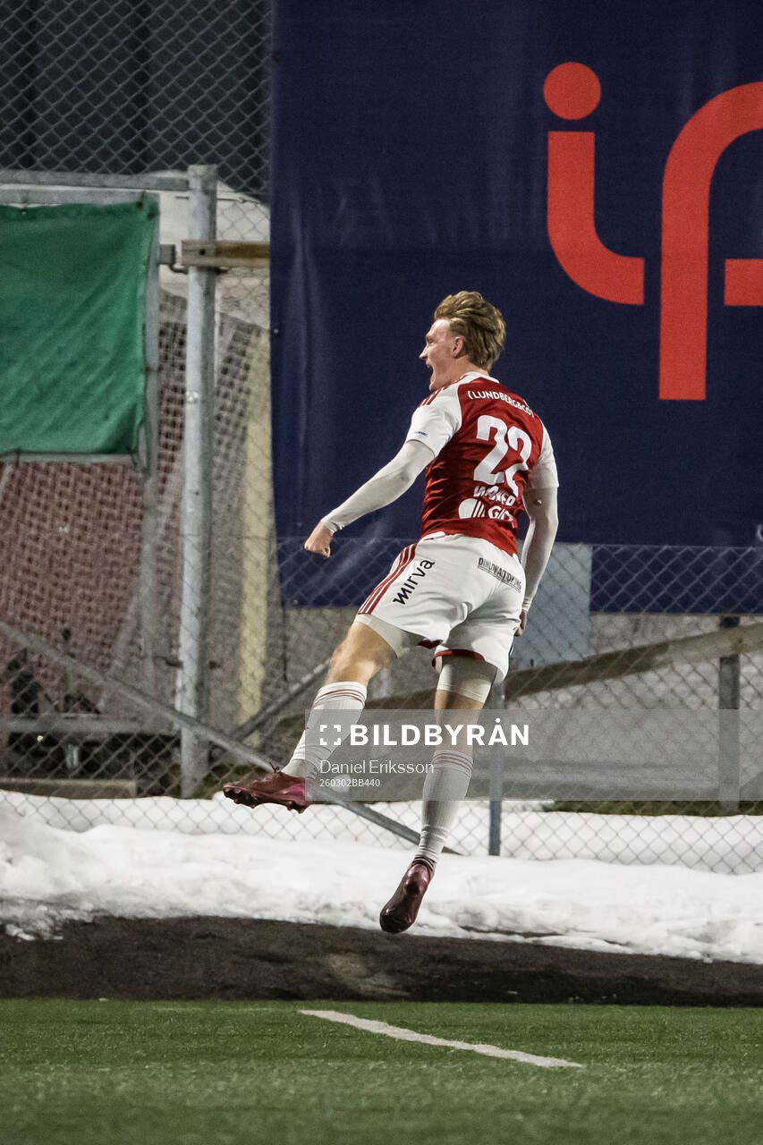 Sandvikens IFs Christian Wagner jublar
