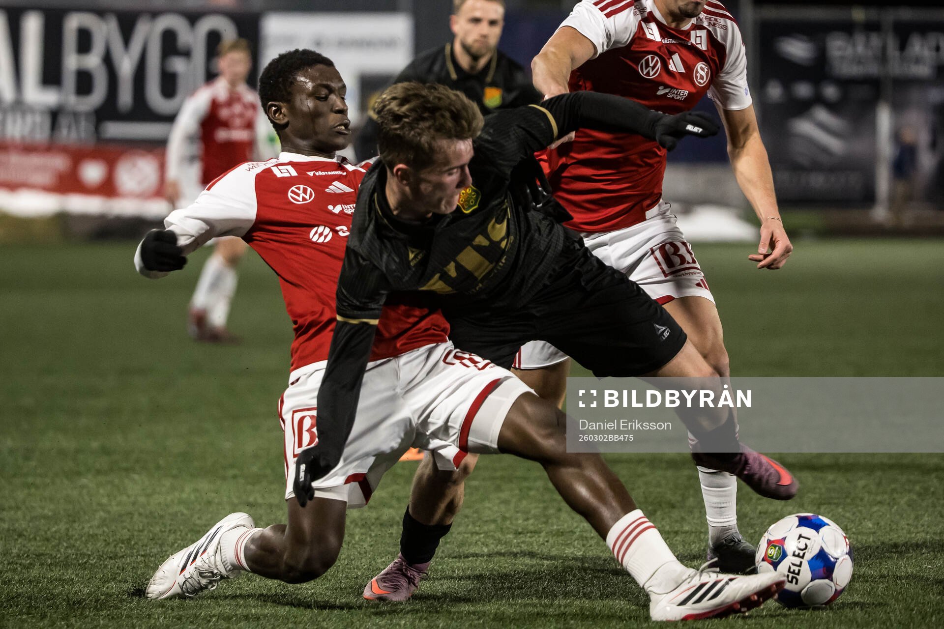 Sandvikens IFs Valassina Solo Diomande och GAISs Ville