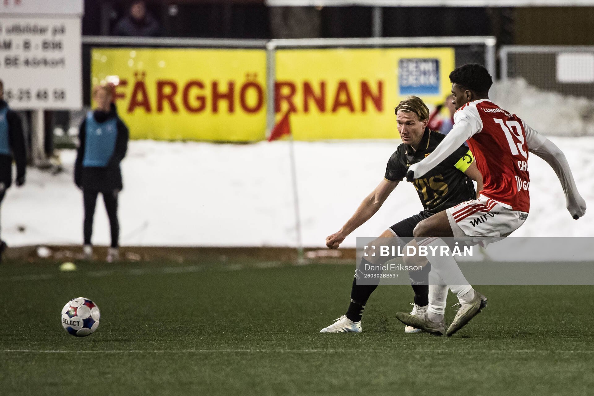 GAISs Gustav Lundgren och Sandvikens IFs Anomnachi Chidi