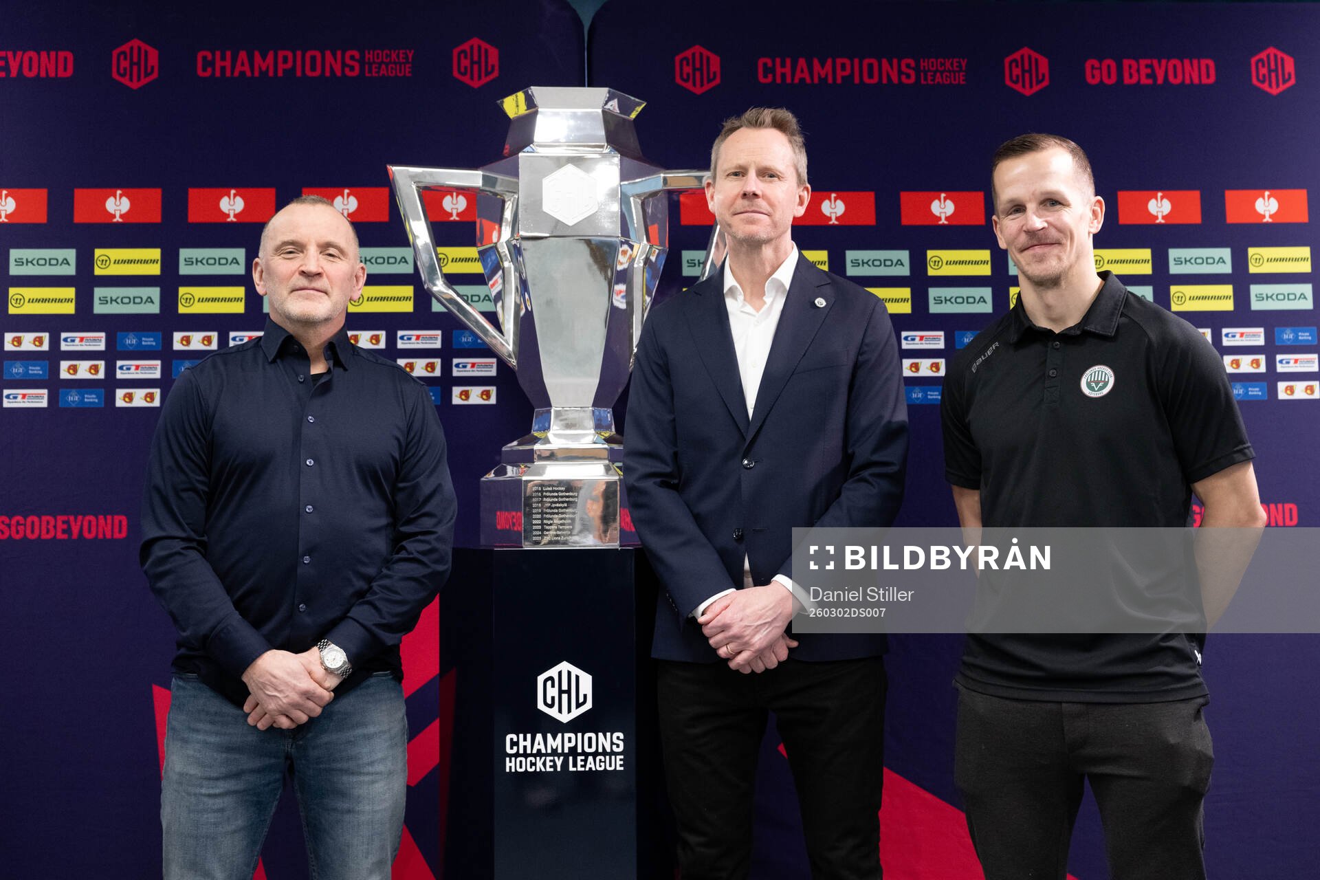 Thomas Berglund, head coach of Luleå,  Robert Ohlsson,