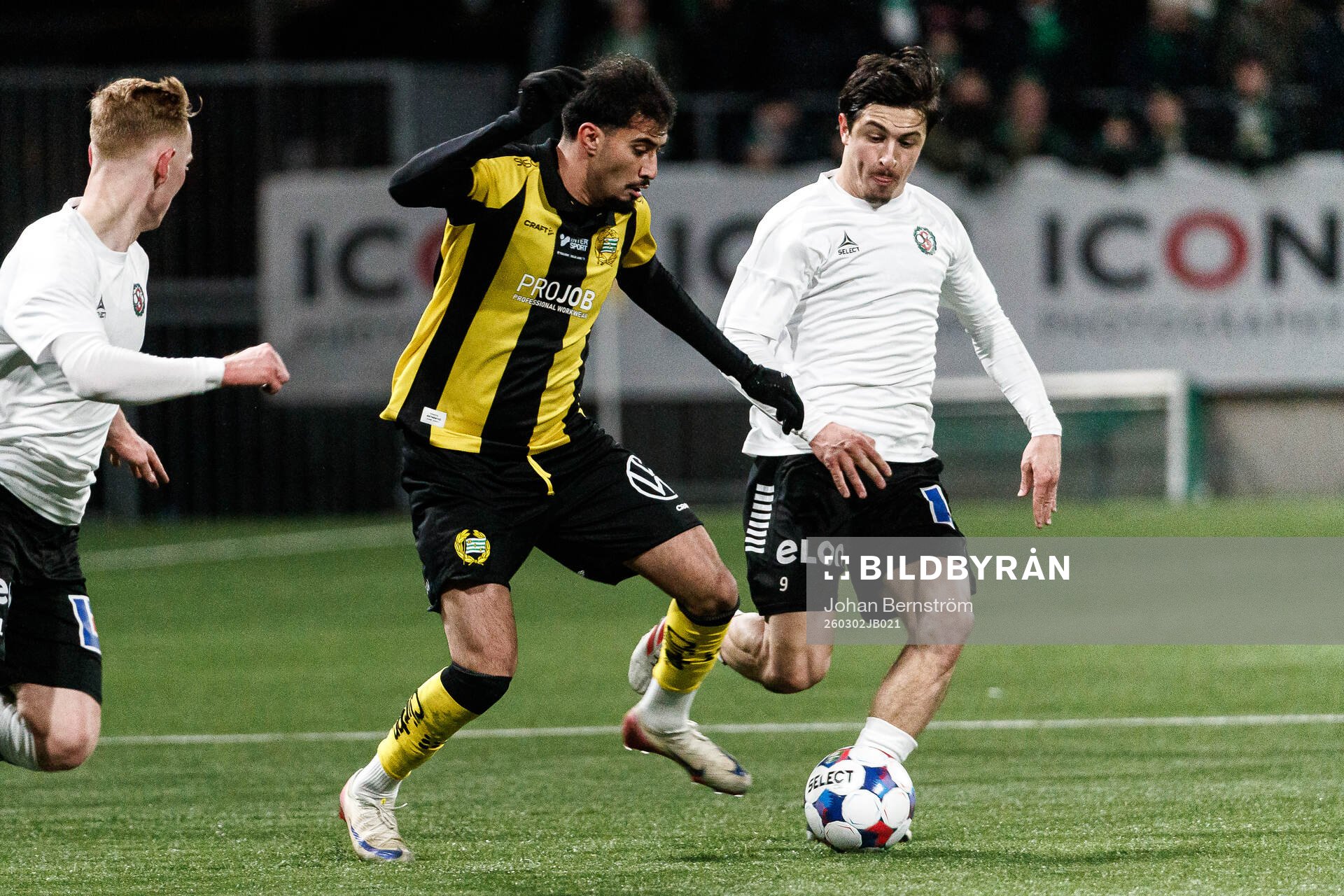Hammarbys Montader Madjed och Örebros Antonio Yakoub