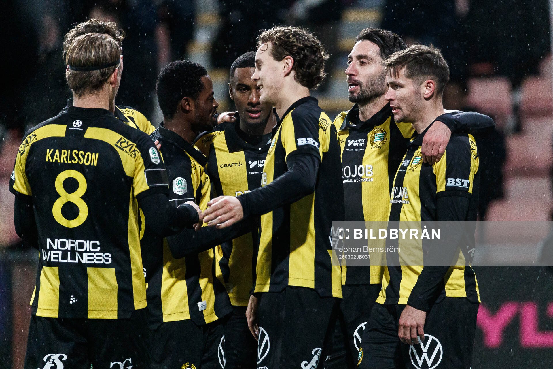Hammarbys Nahir Besara jublar