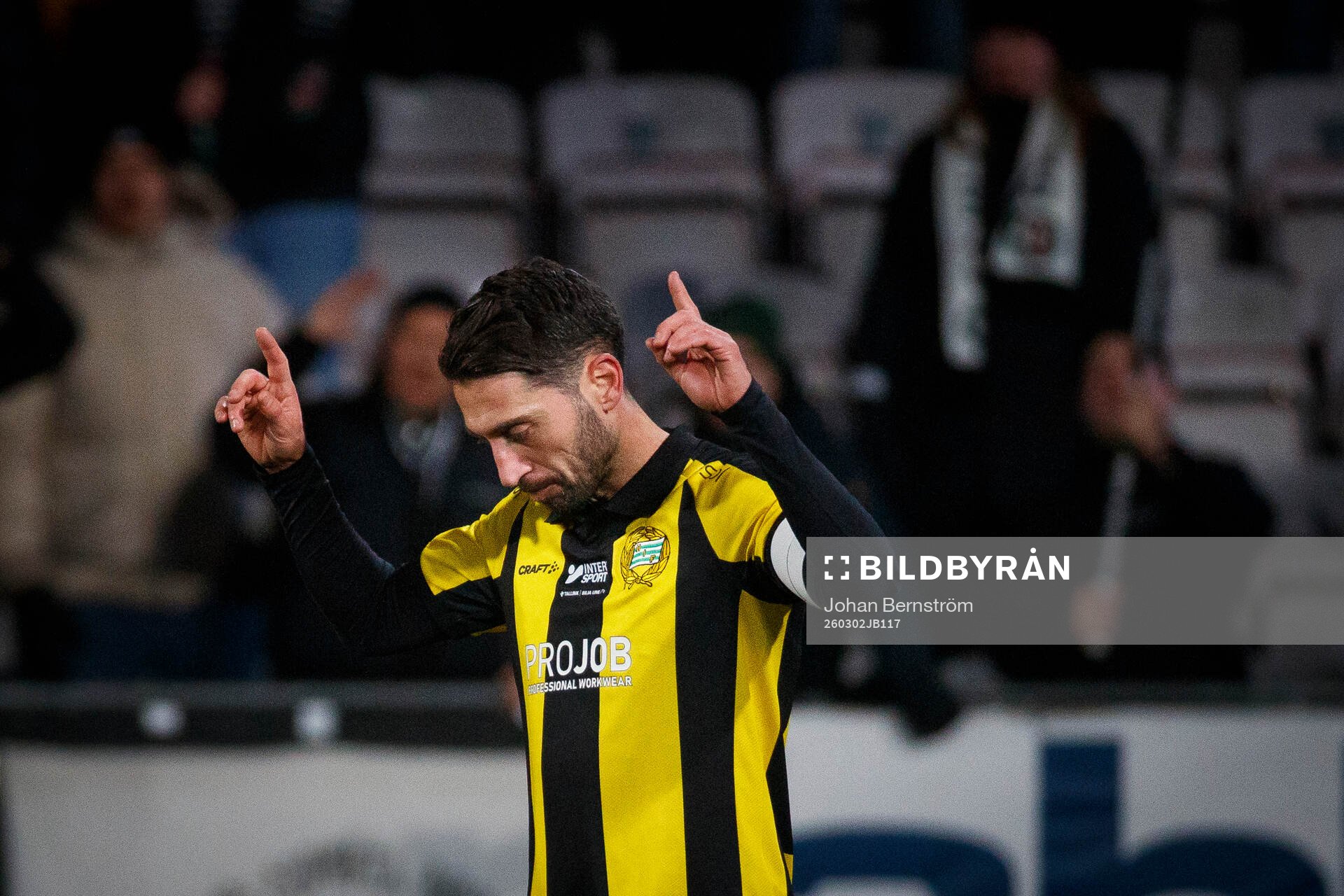 Hammarbys Nahir Besara jublar