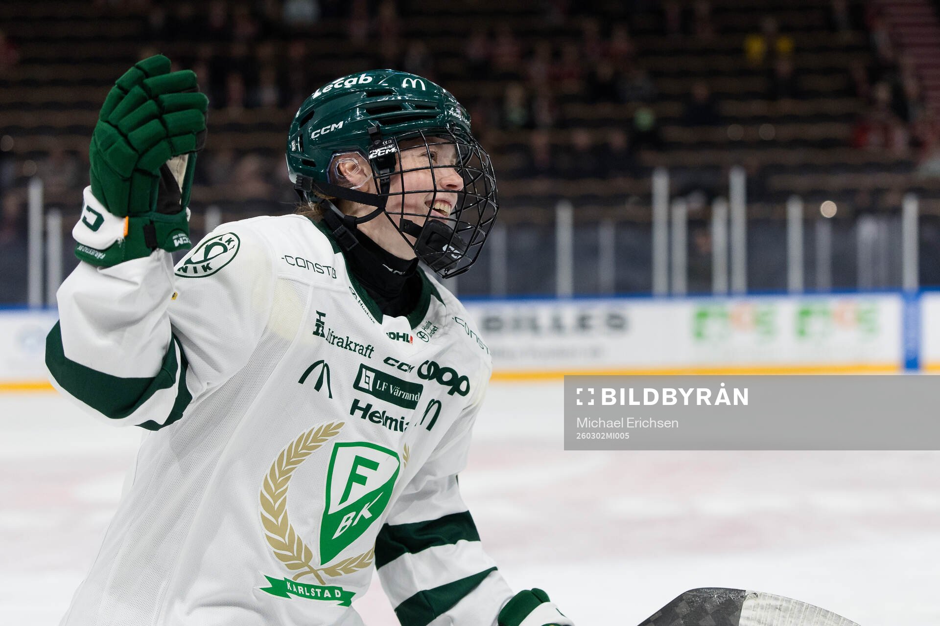Färjestads Madison Mashuga jublar