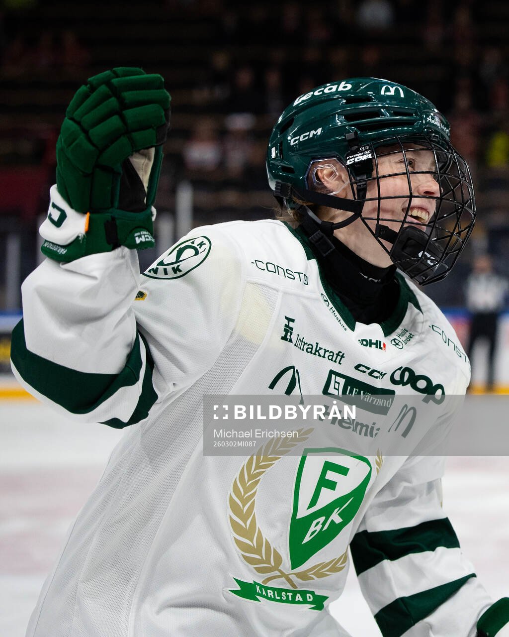 Färjestads Madison Mashuga jublar