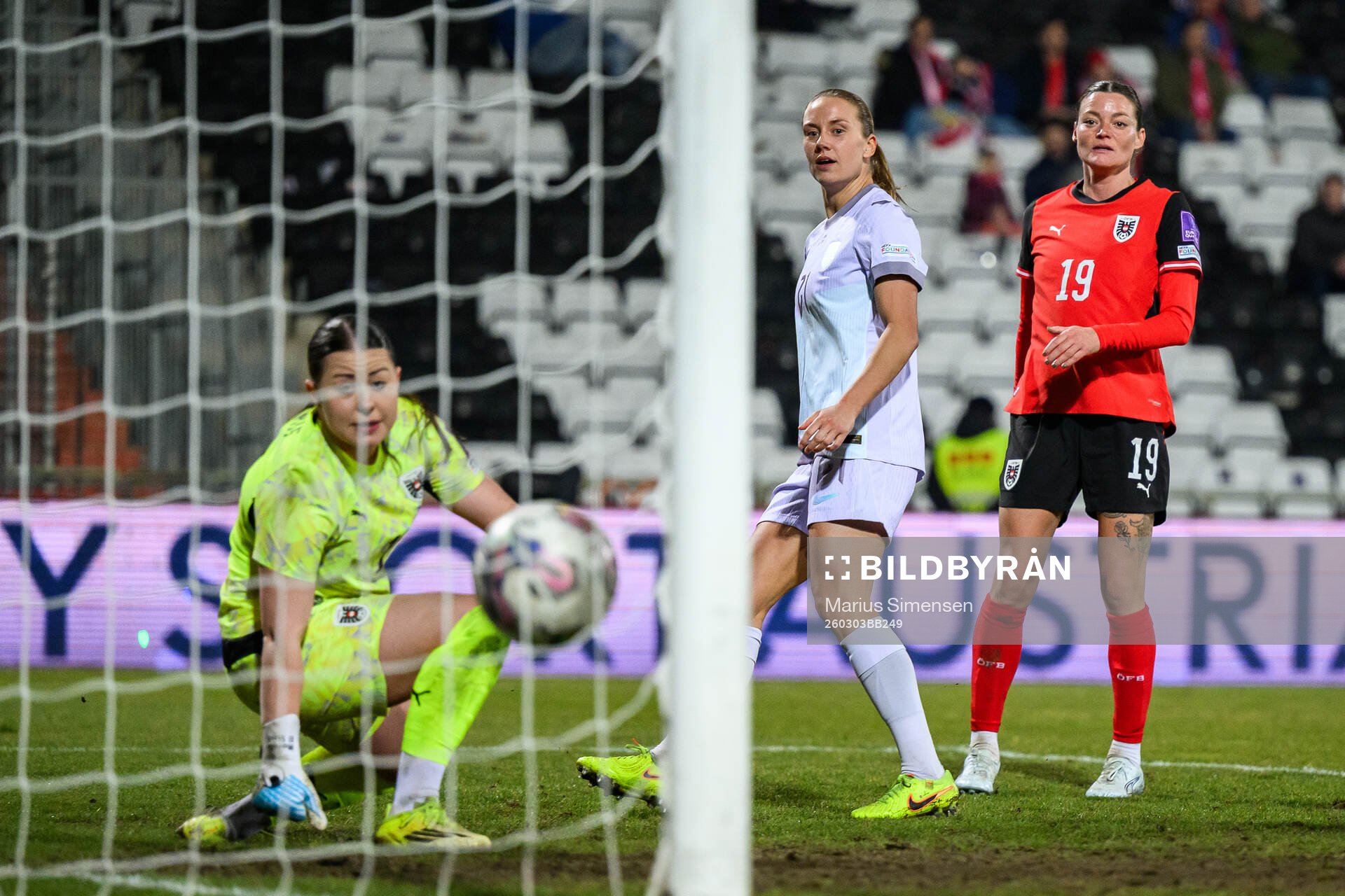 Lisa Naalsund of Norway scores the 0-1 goal behind