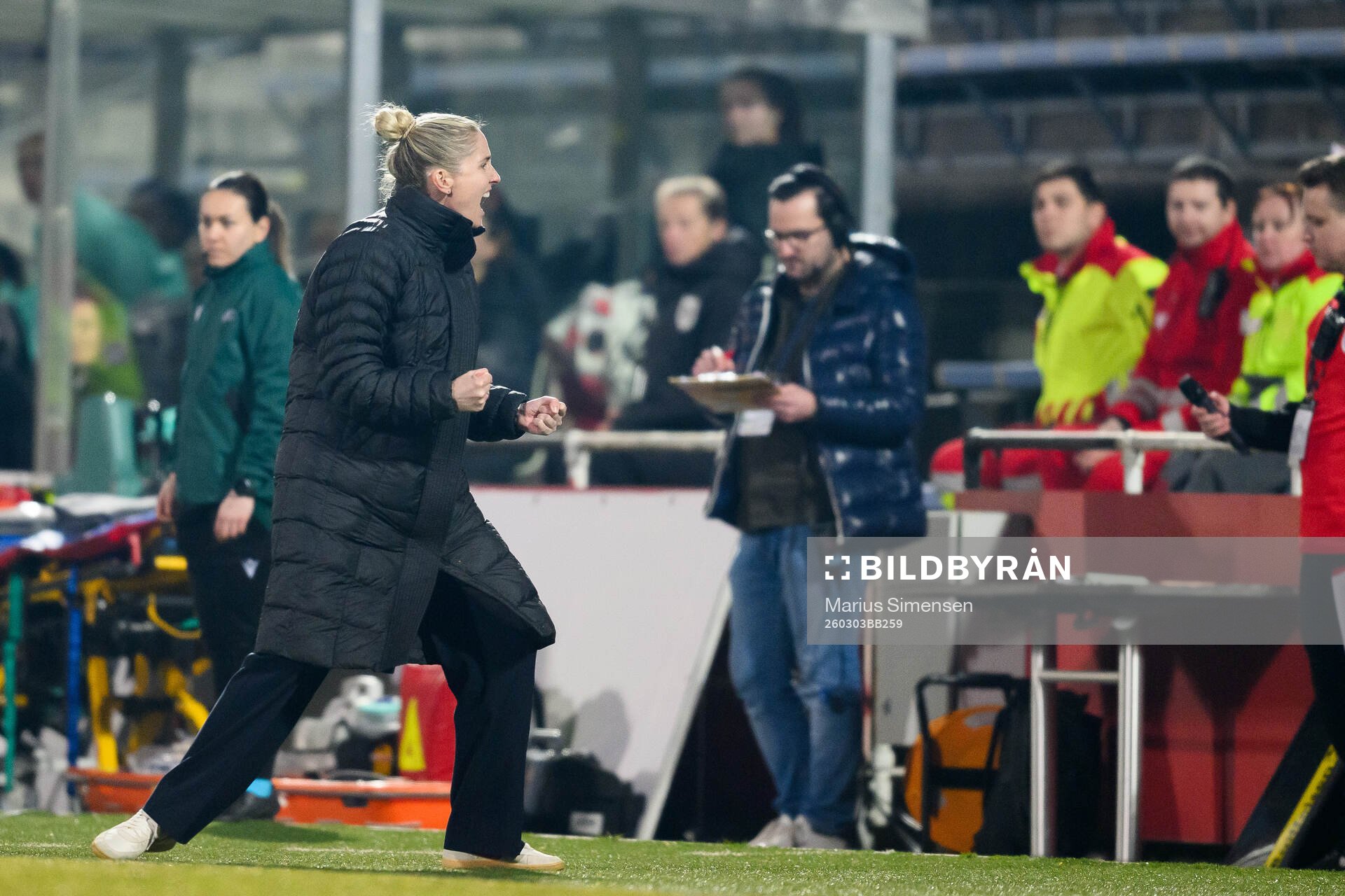 Head coach Gemma Grainger of Norway celebrates