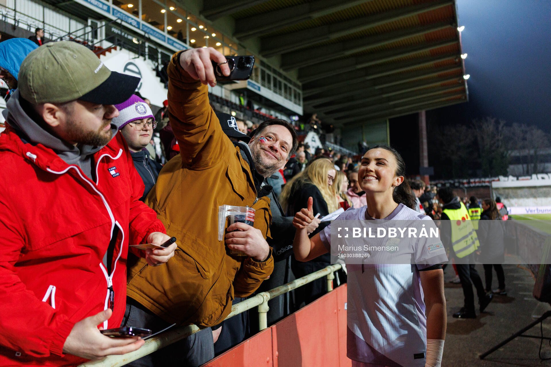 Ingrid Syrstad Engen of Norway with fans