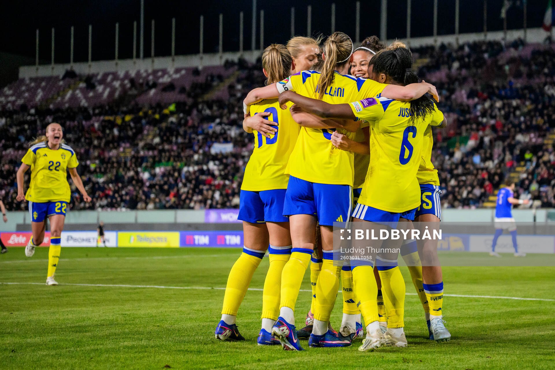 Filippa Angeldahl of Sweden celebrate with teammates