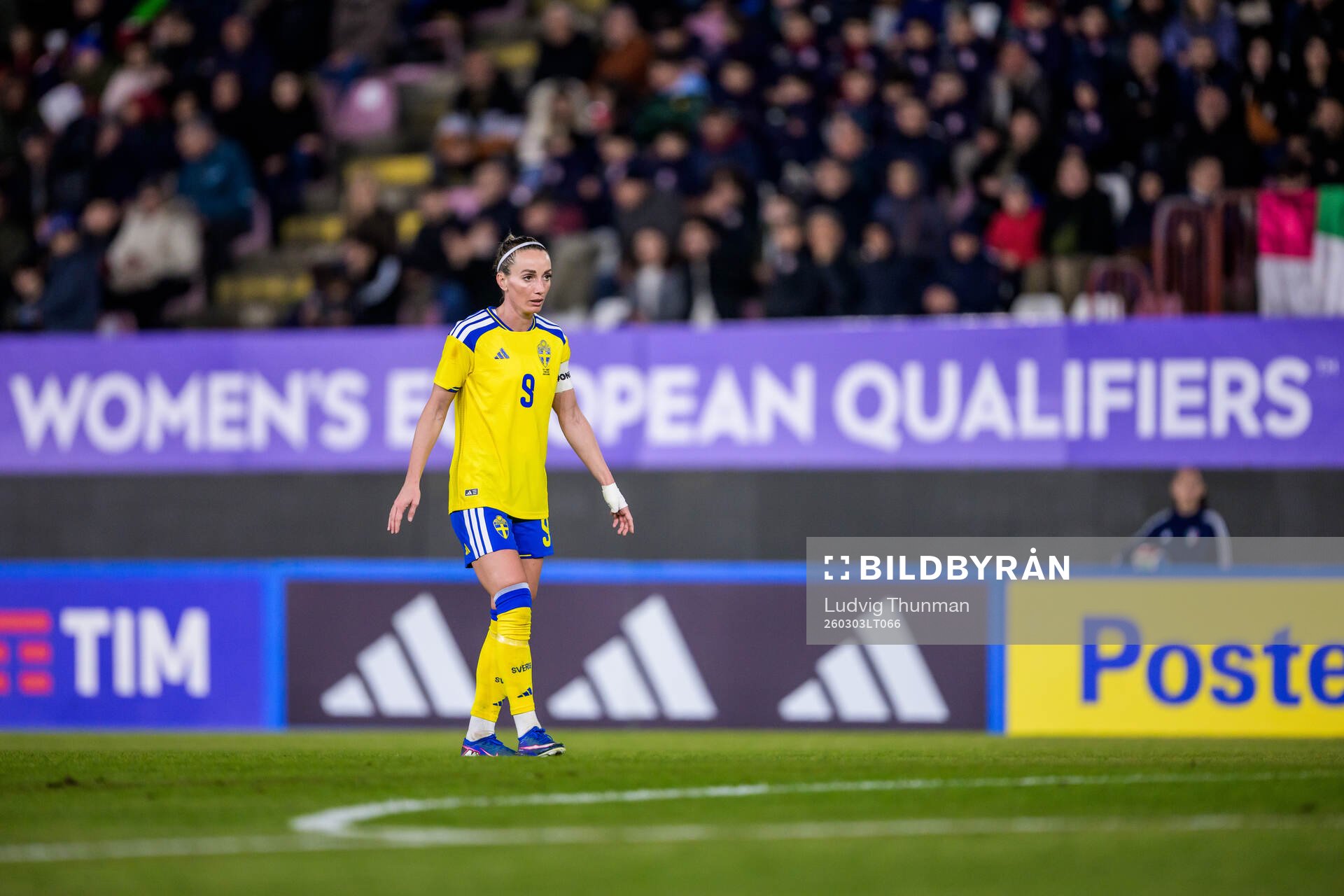 Kosovare Asllani of Sweden