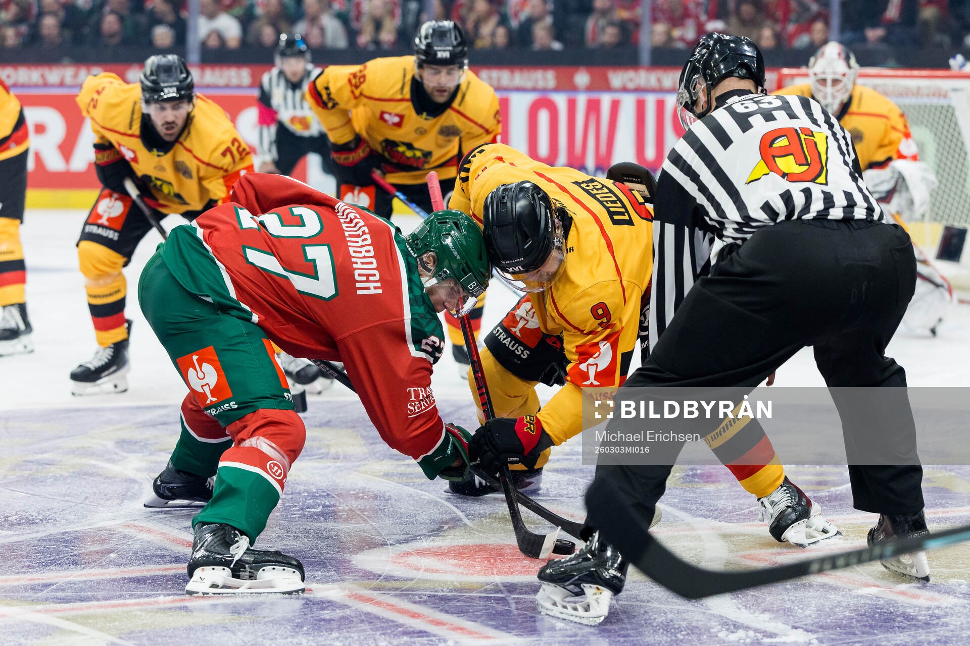 Theodor Niederbach of Frölunda and Heikki Liedes  of Luleå