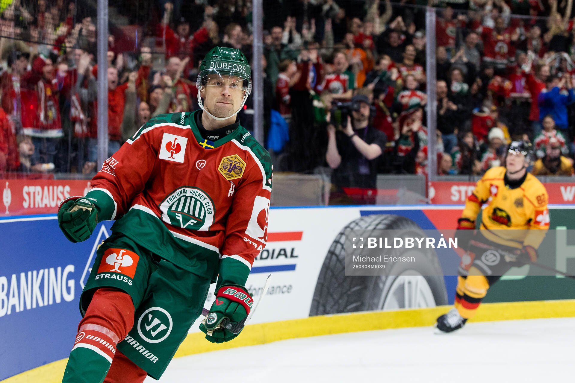 Nicklas Lasu of Frölunda celebrates the 1-0 goal