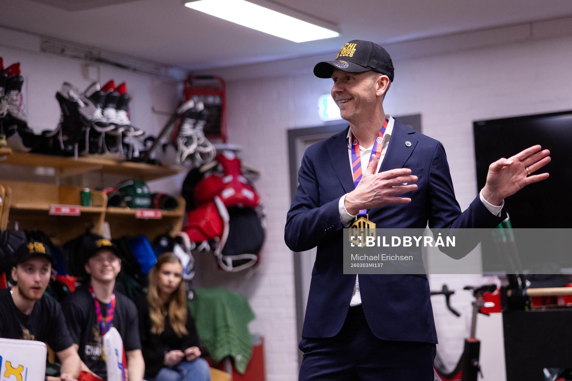 Coach Robert Ohlsson of Frölunda