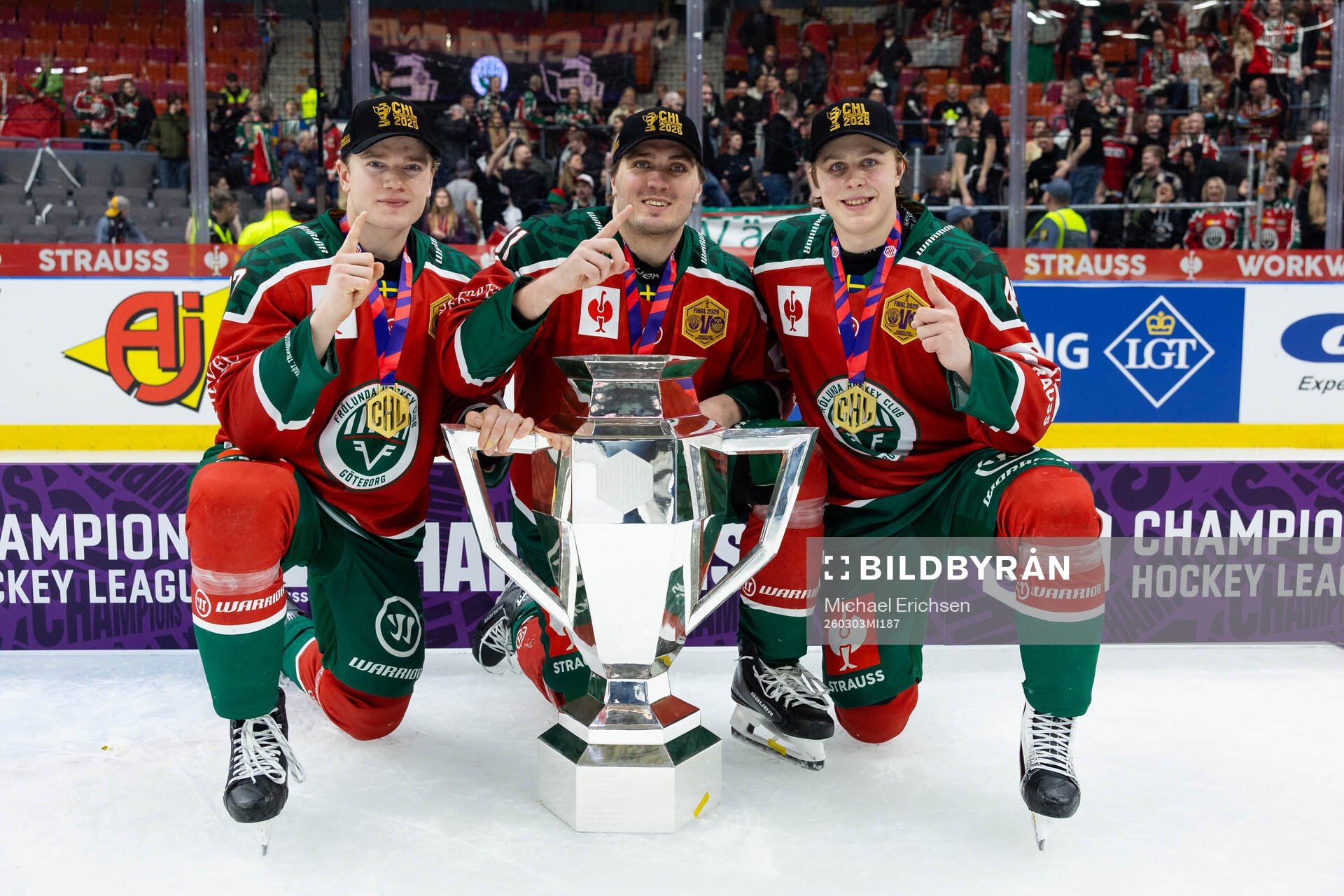 Theodor Niederbach, Max Lindholm and Ivar Stenberg