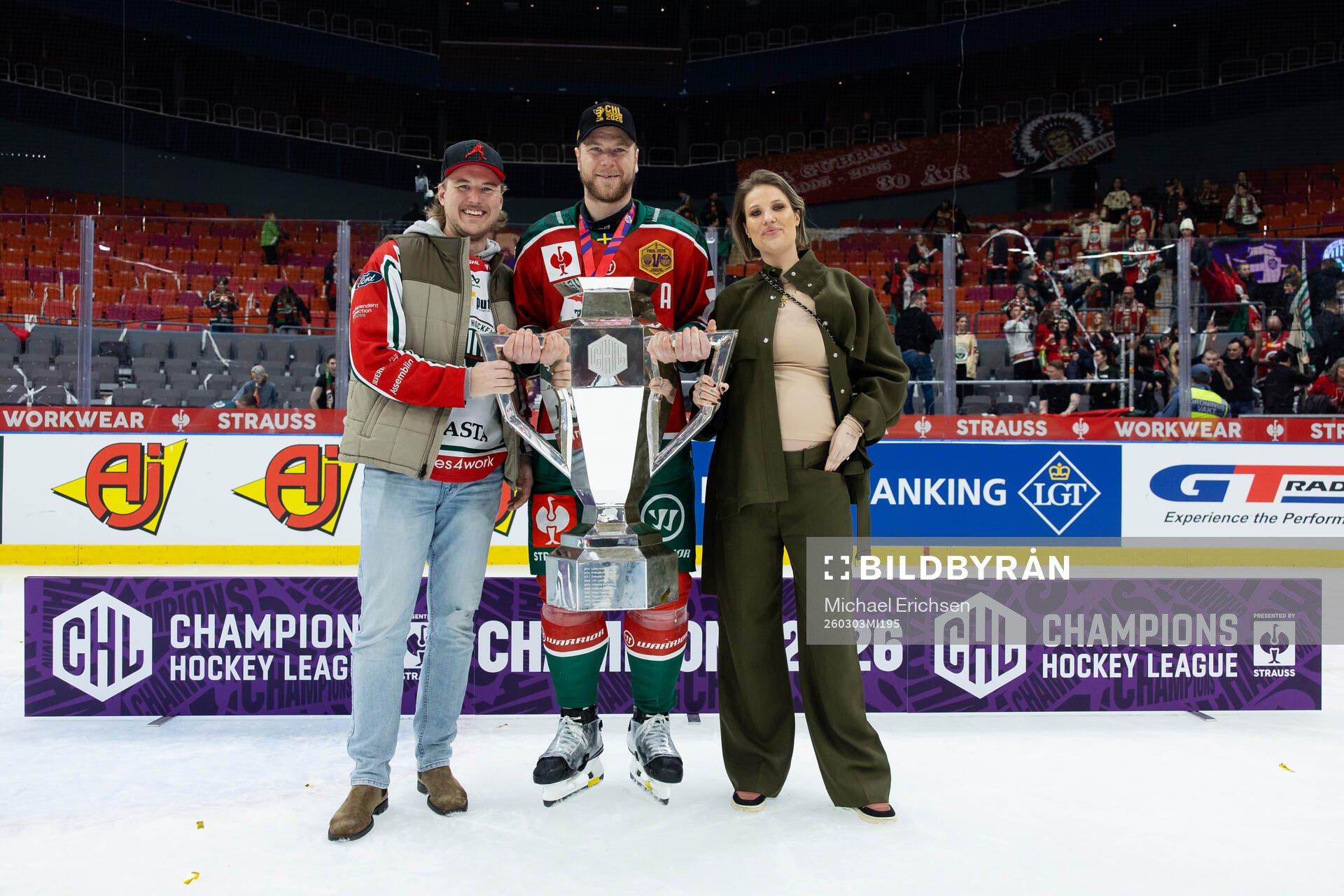 Christian Folin of Frölunda, his brother and wife