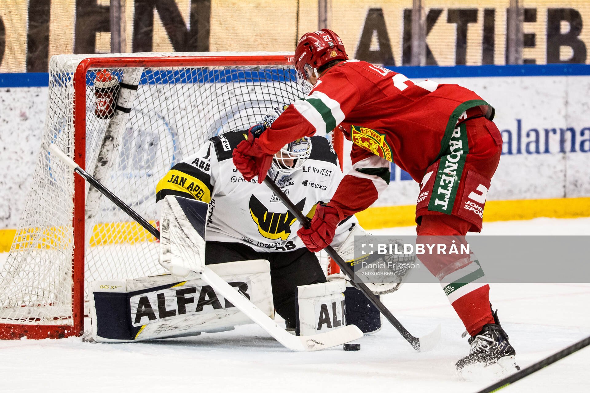 Västerås målvakt Oliver Håkansson och Moras Hampus