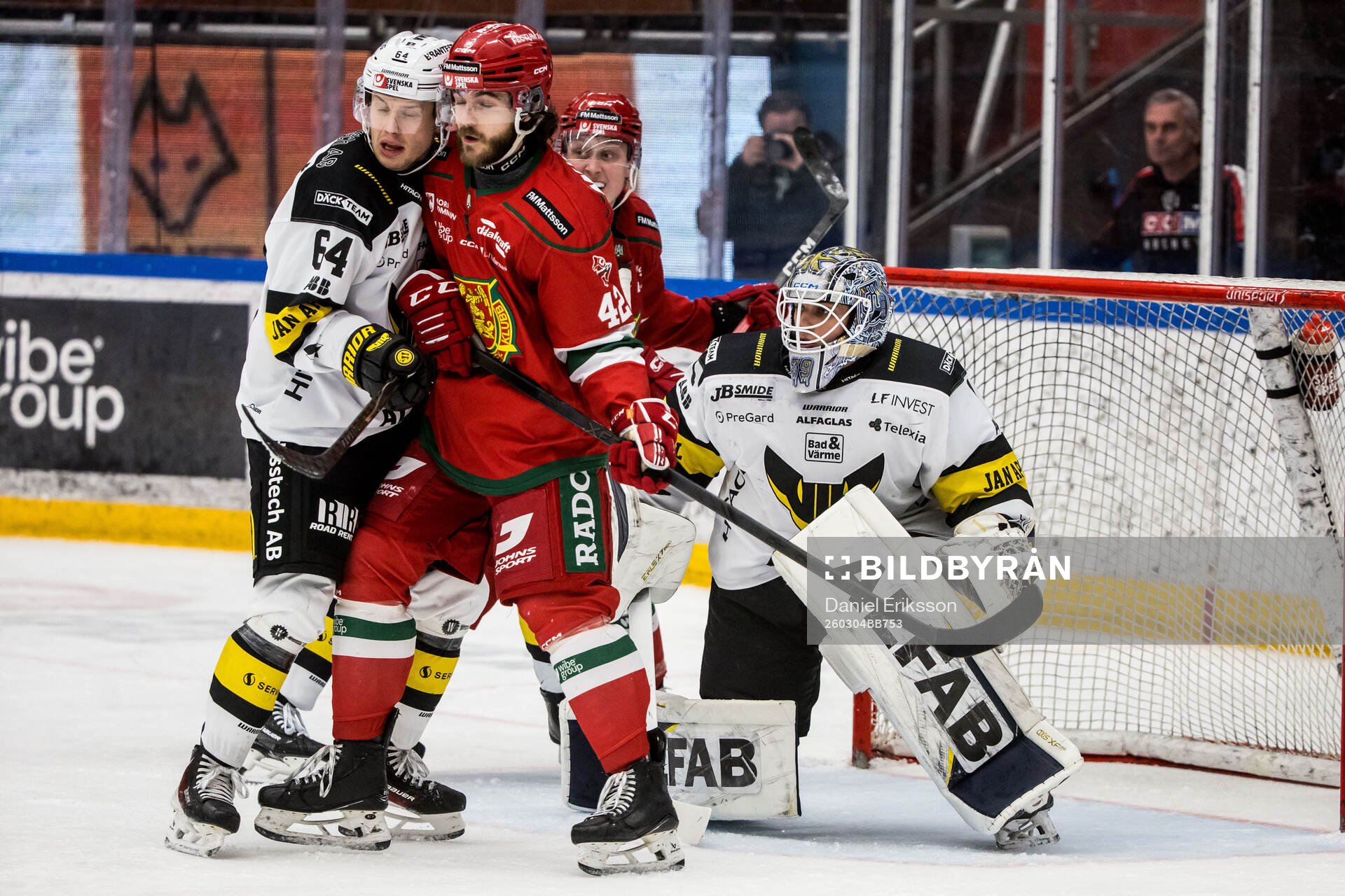 Västerås David Madsen och Moras Brayden Tracey och
