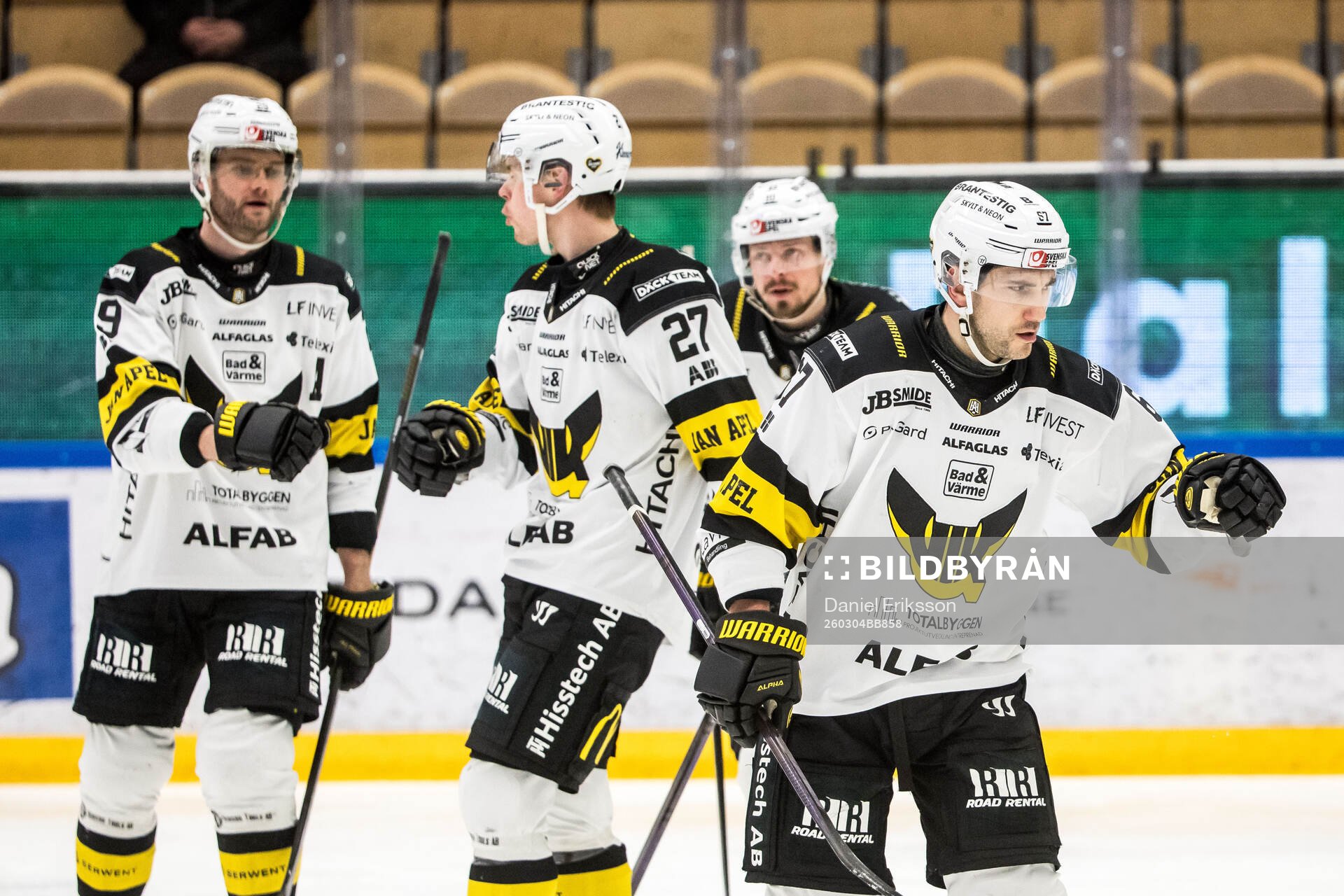 Västerås Konstantin Komarek jublar